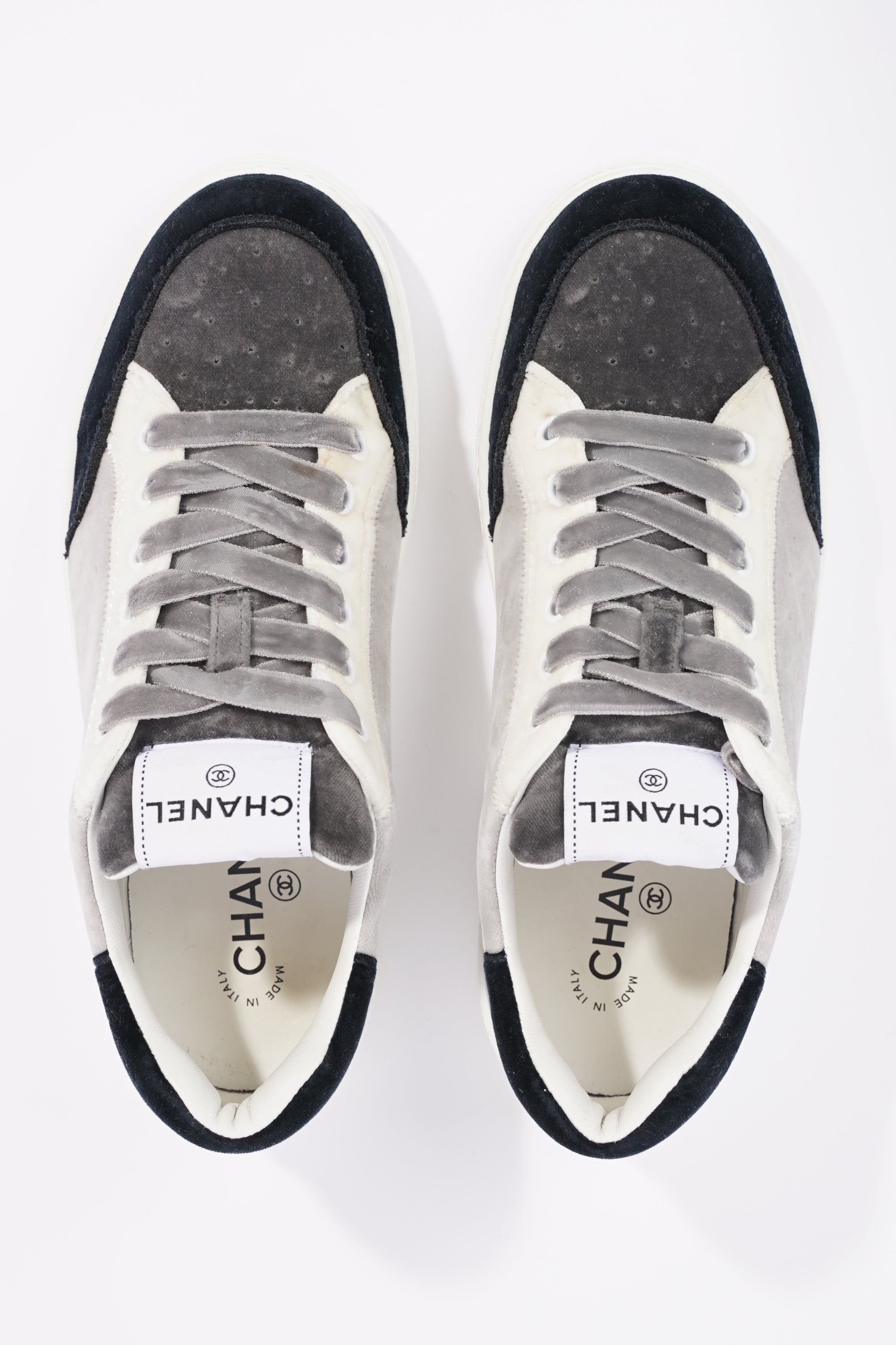 Chanel Womens Low Top Sneakers Grey / Navy / Cream EU 40.5 / UK 7.5