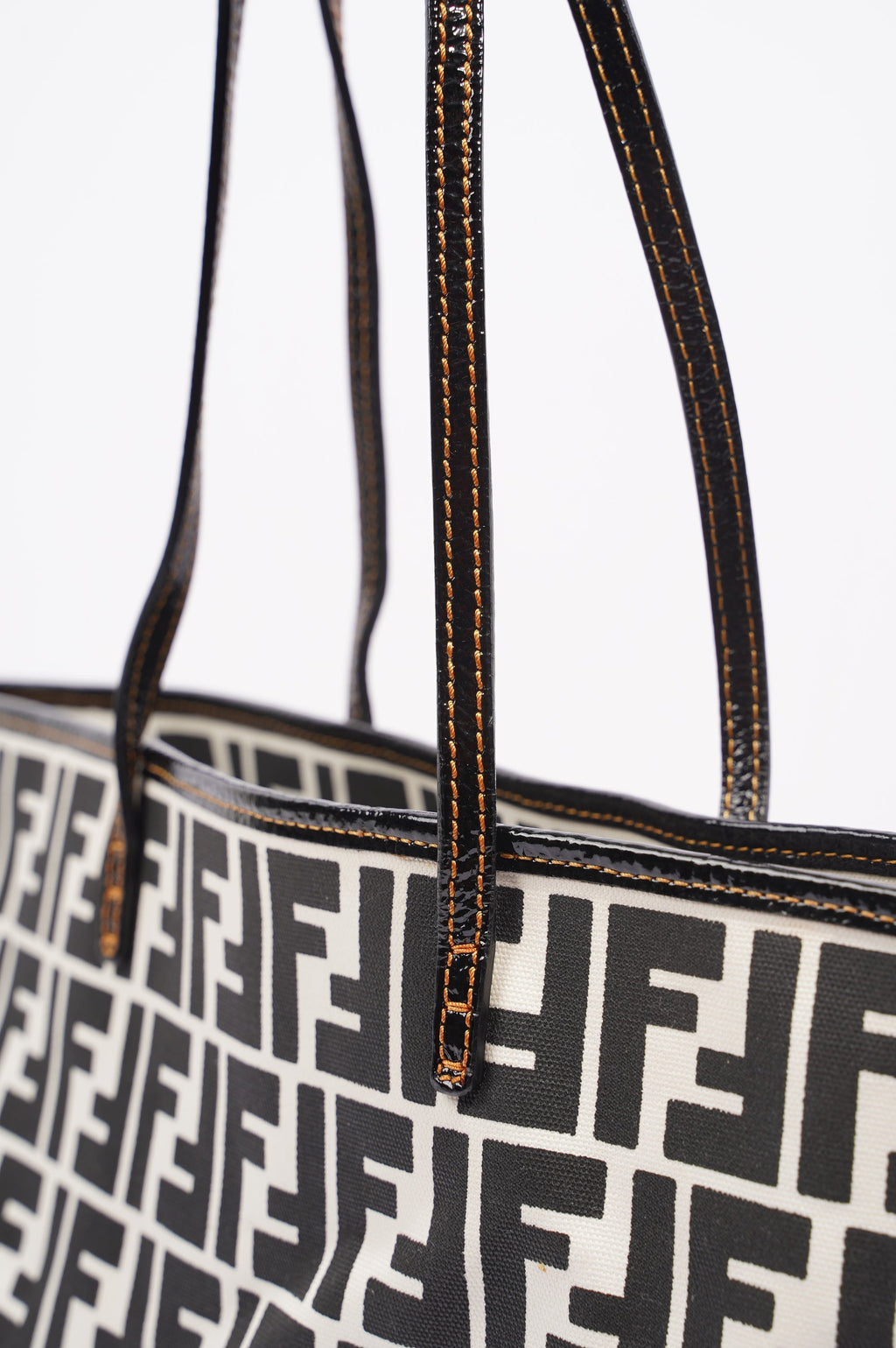 Fendi Womens Zucca Tote Bag Black / White