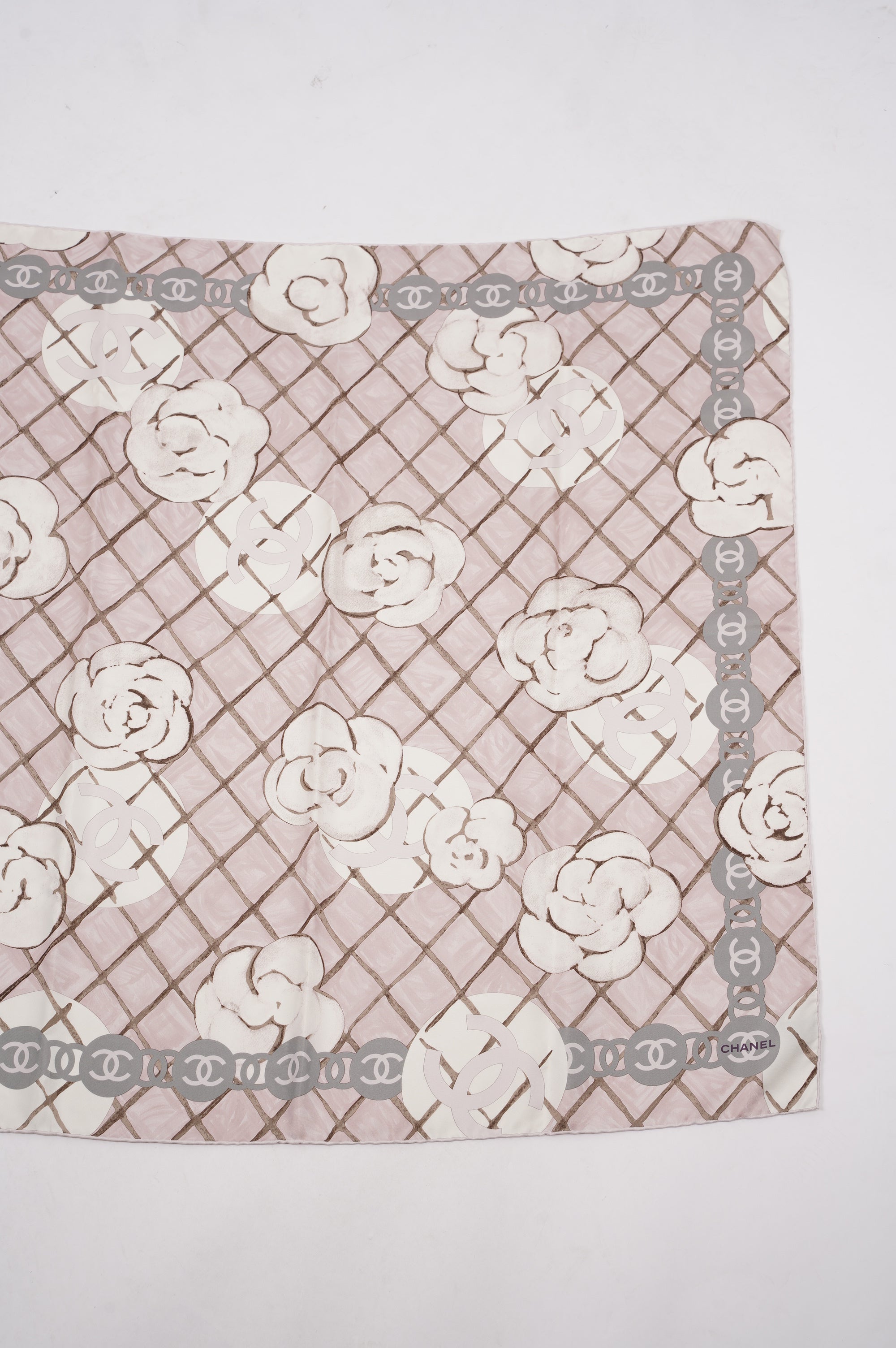 Chanel Silk Scarf White / Rose