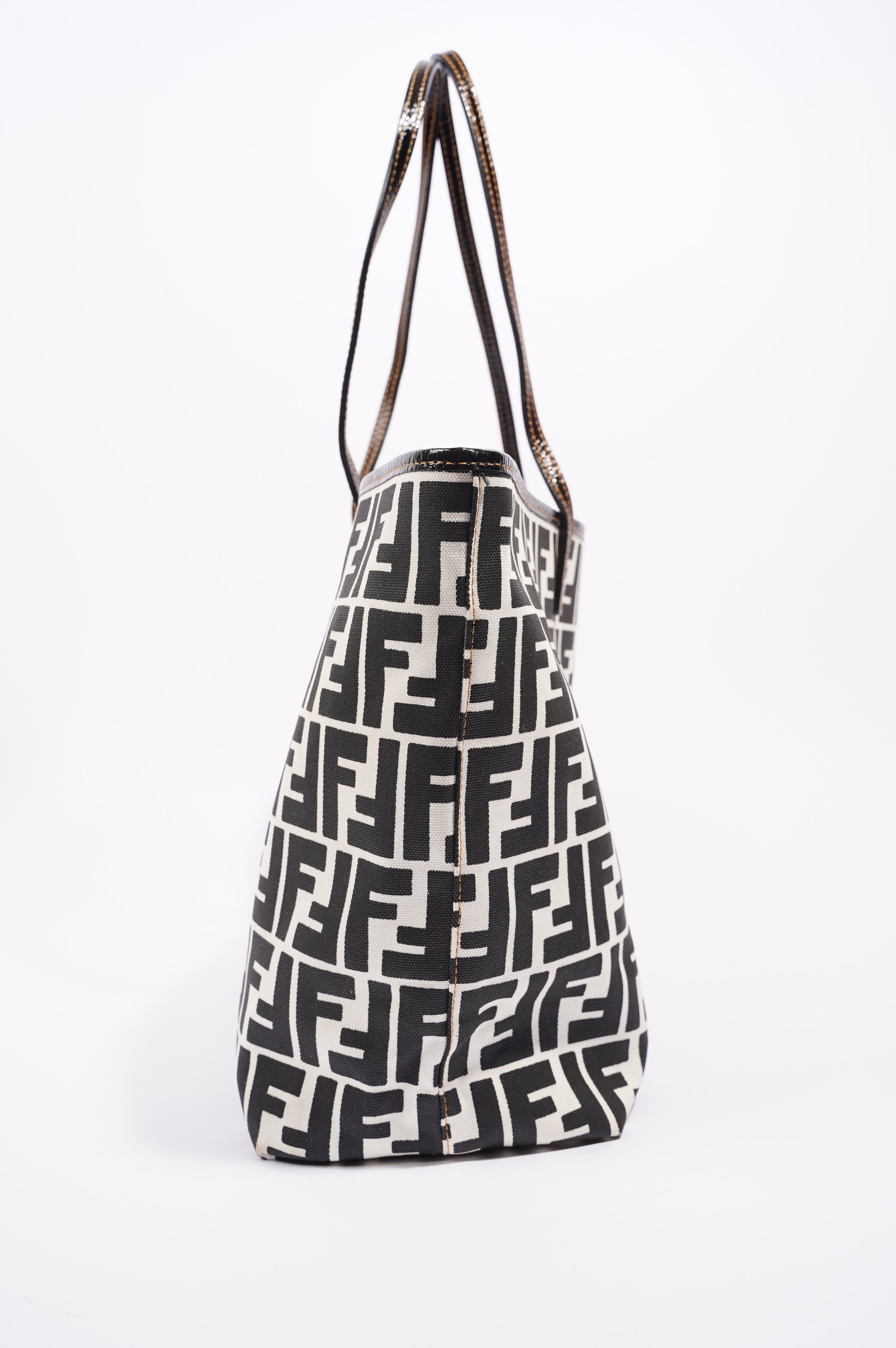 Fendi Womens Zucca Tote Bag Black / White