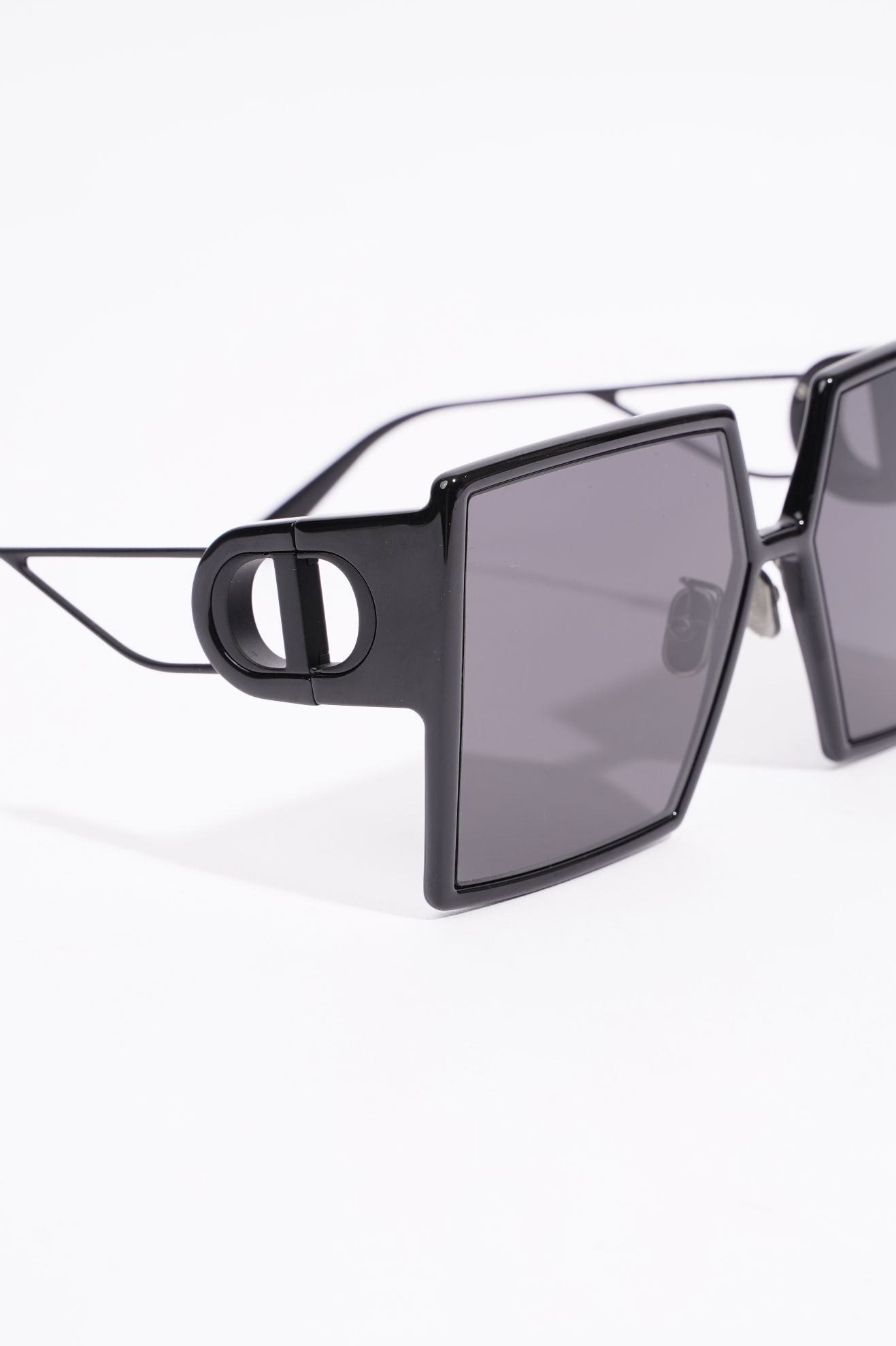 Christian Dior Womens 30 Montaigne Sunglasses Black Acetate