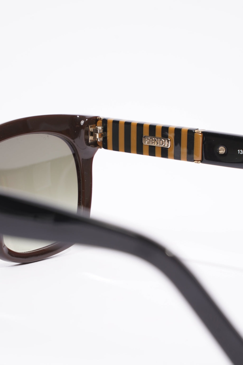 Fendi Womens FS5351 Sunglasses Brown / Gold 135