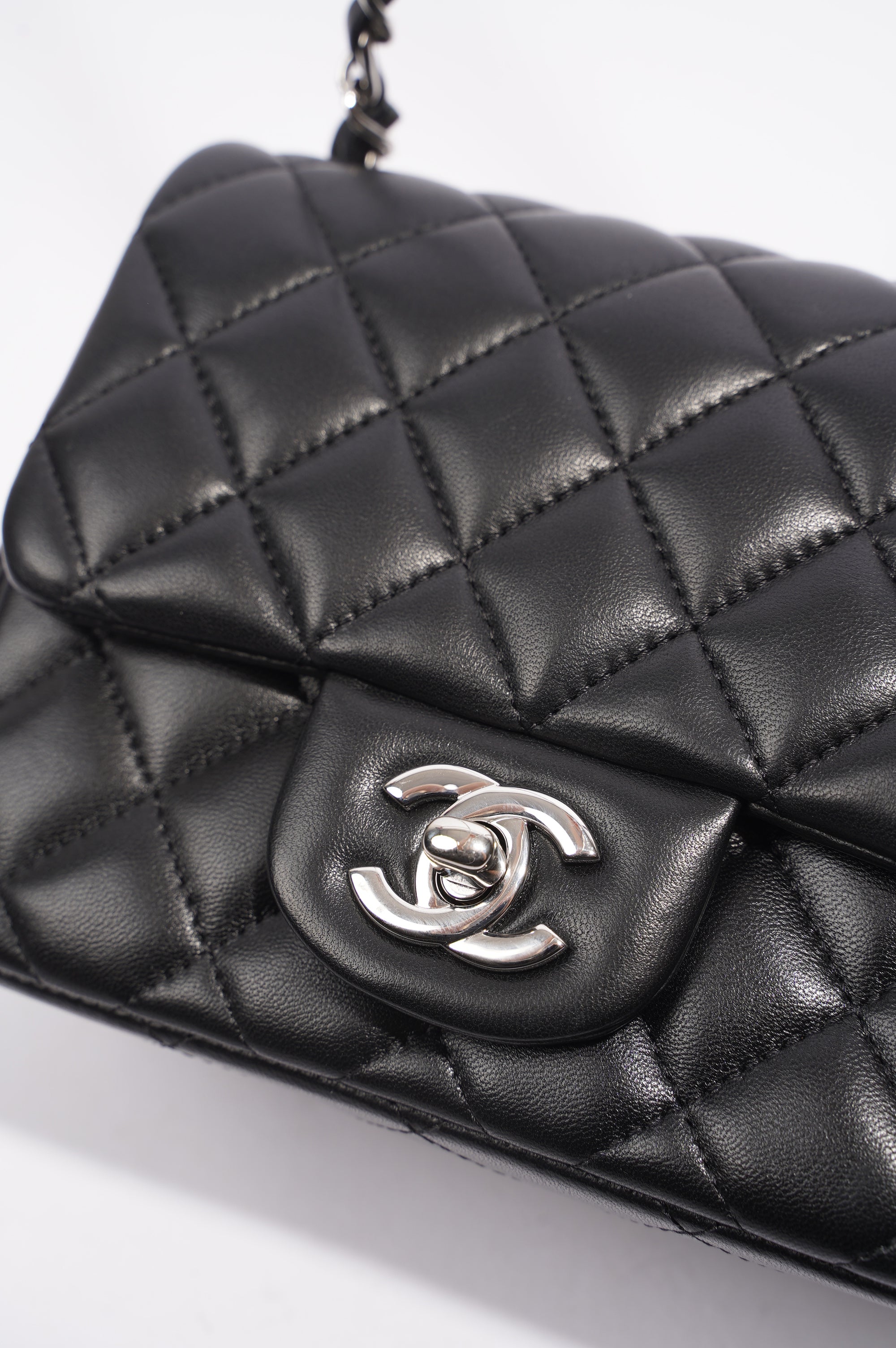 Chanel Womens Lambskin Square Flap Black Leather Mini