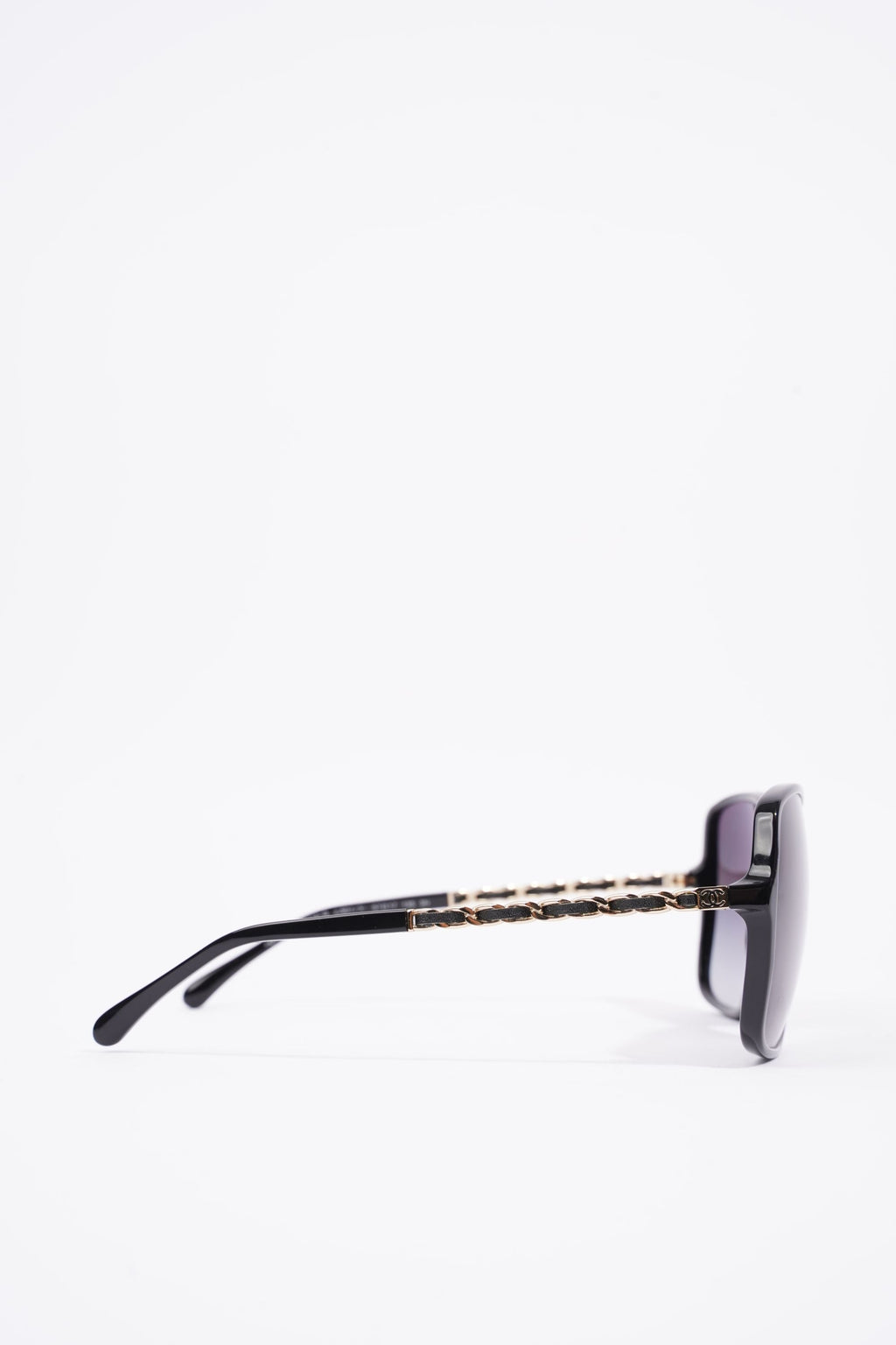 Chanel Womens 5210-Q Sunglasses Black 135