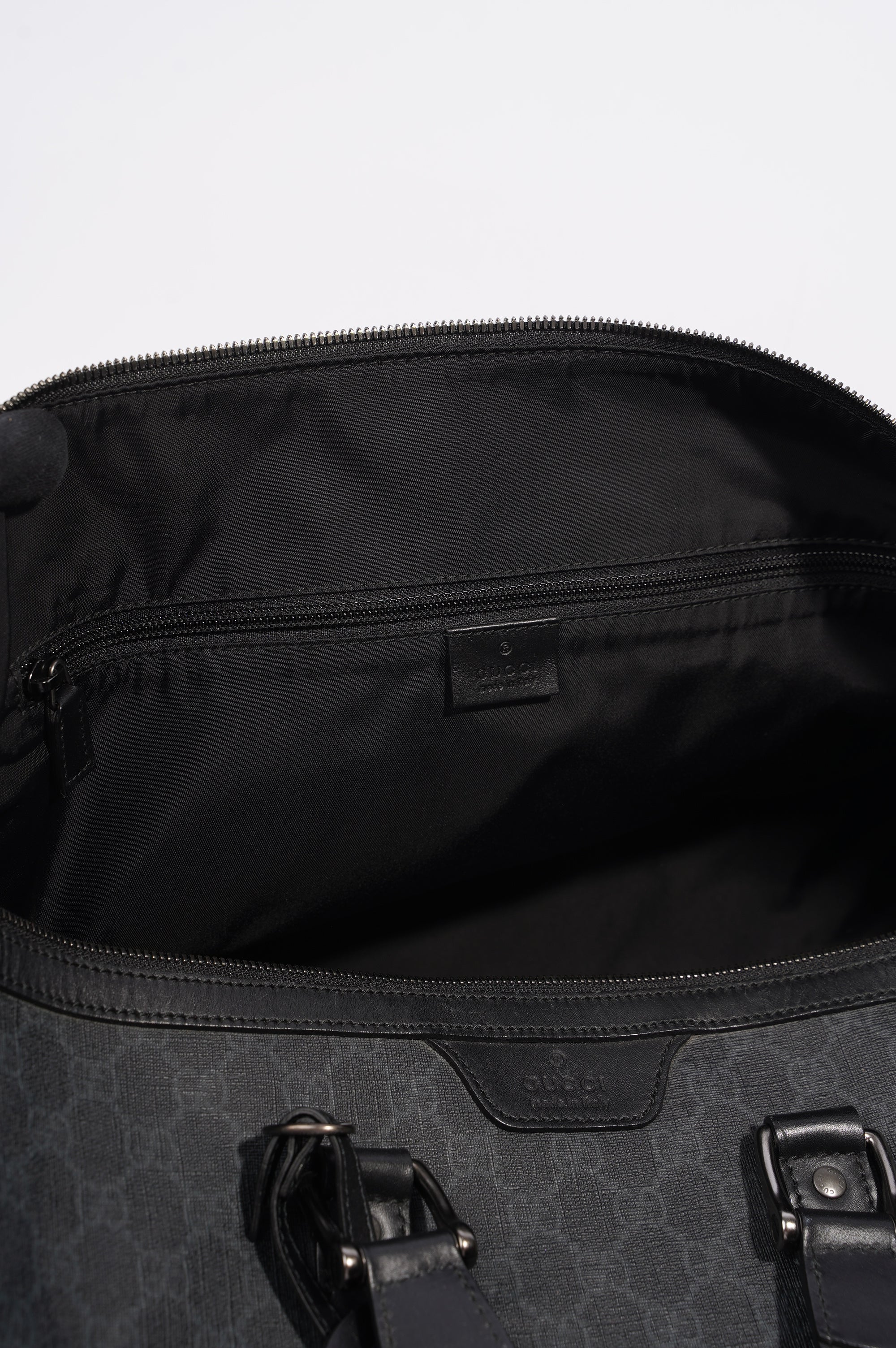 Gucci Mens GG Duffle Bag Grey Canvas