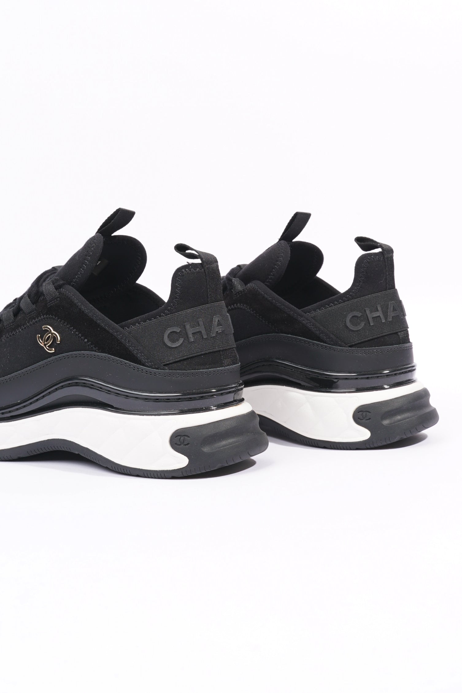Chanel Womens CC Logo Black / White EU 41 / UK 8