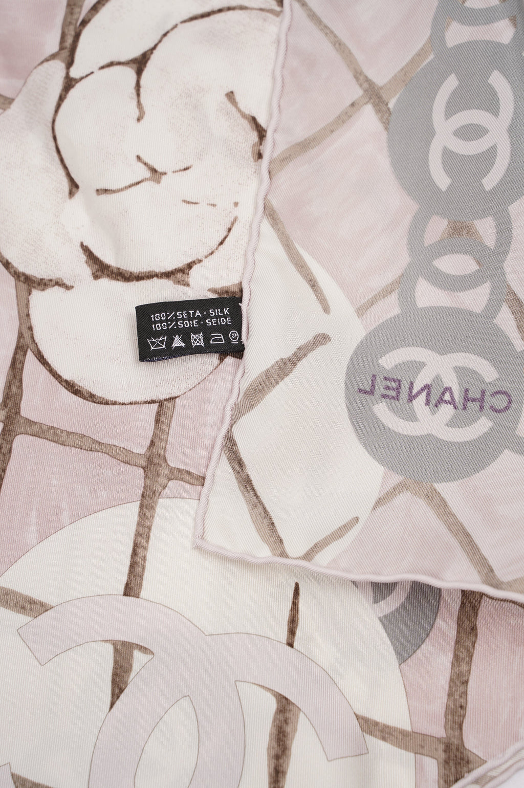 Chanel Silk Scarf White / Rose