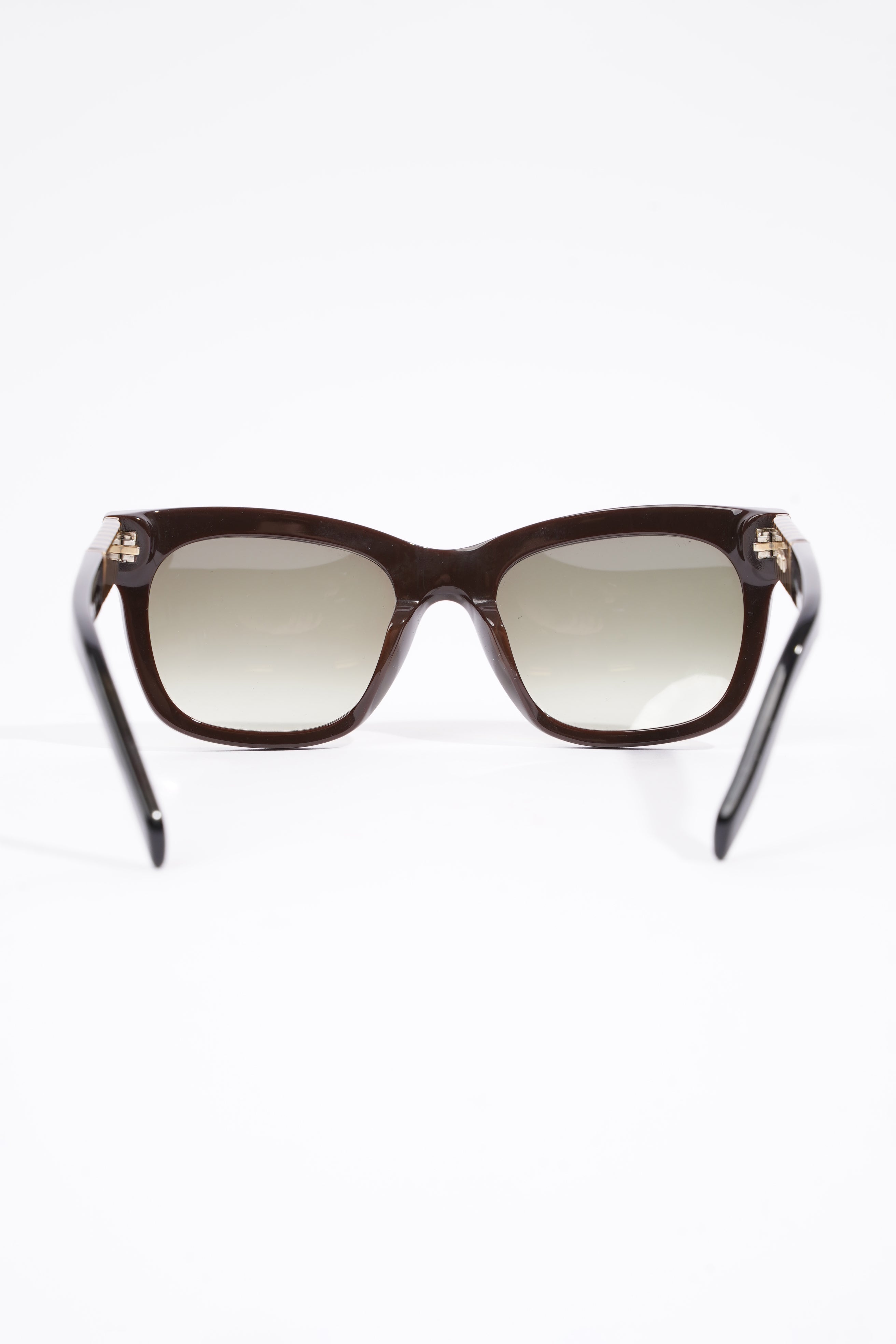Fendi Womens FS5351 Sunglasses Brown / Gold 135