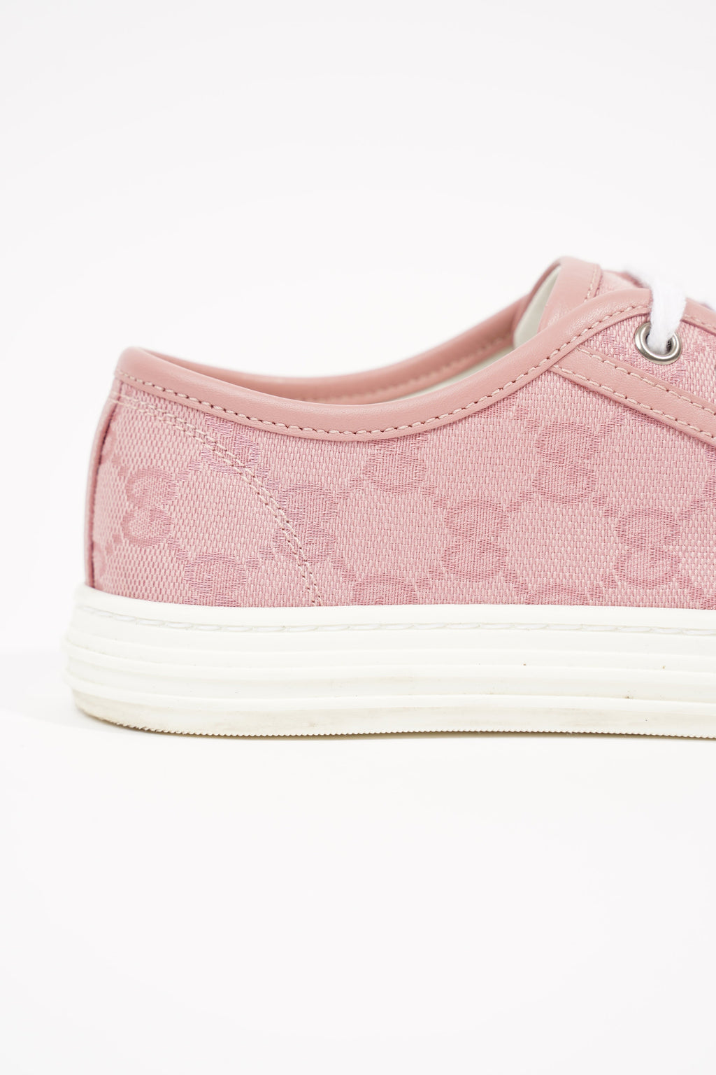 Gucci Womens GG Low Top Sneaker Pink EU 34.5 / UK 1.5