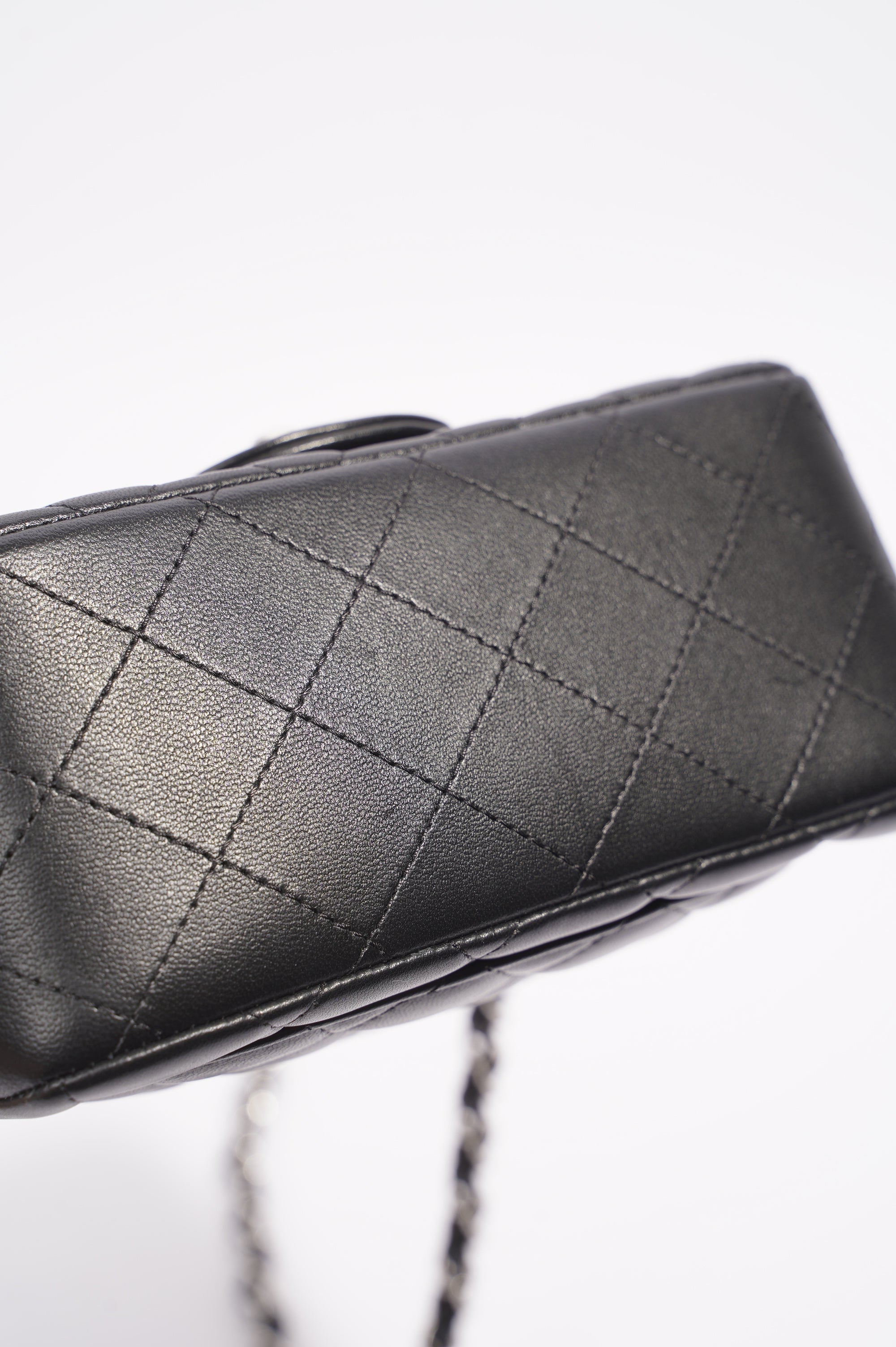 Chanel Womens Lambskin Square Flap Black Leather Mini