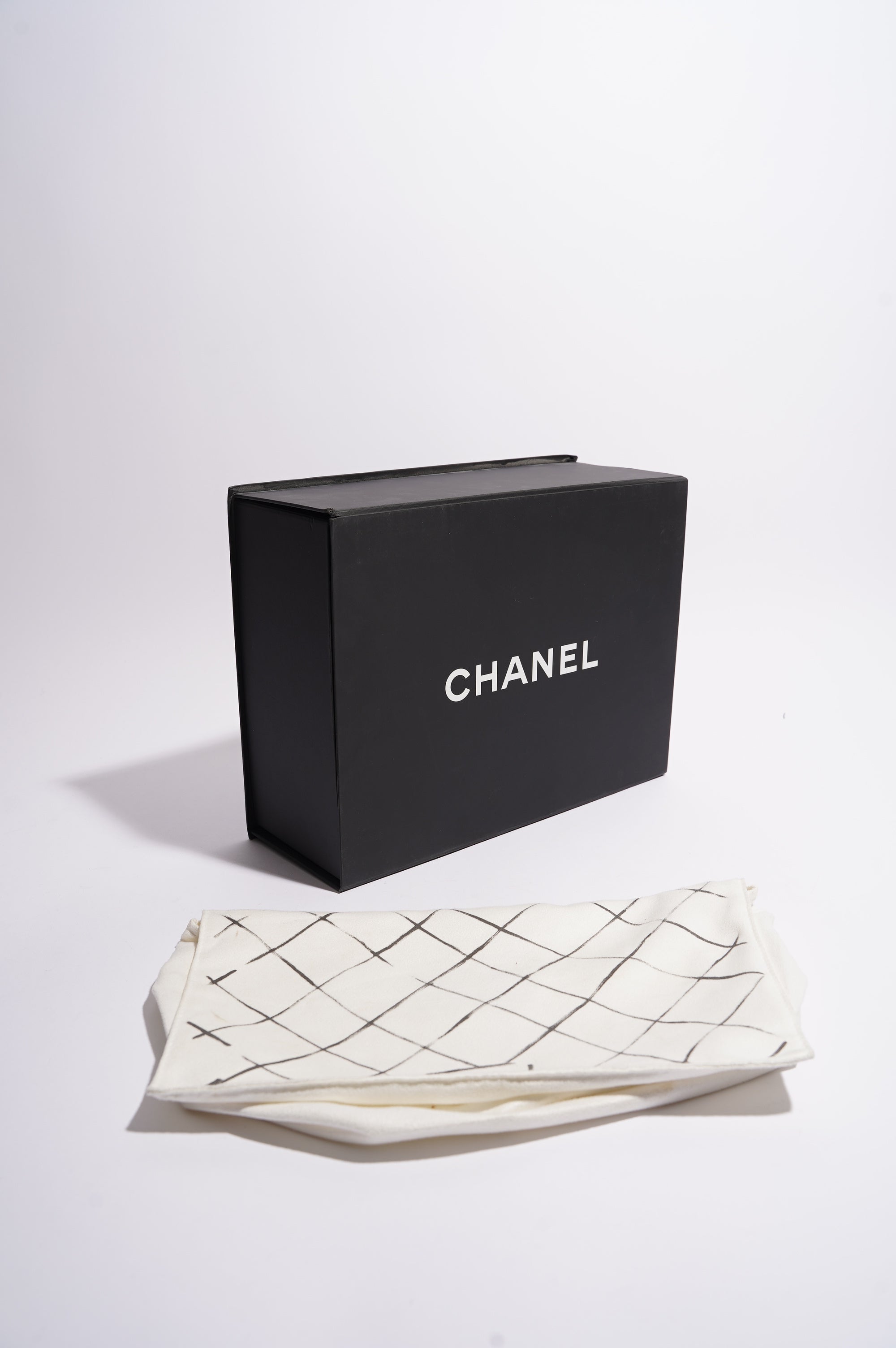 Chanel Womens Classic Flap Silver Medium