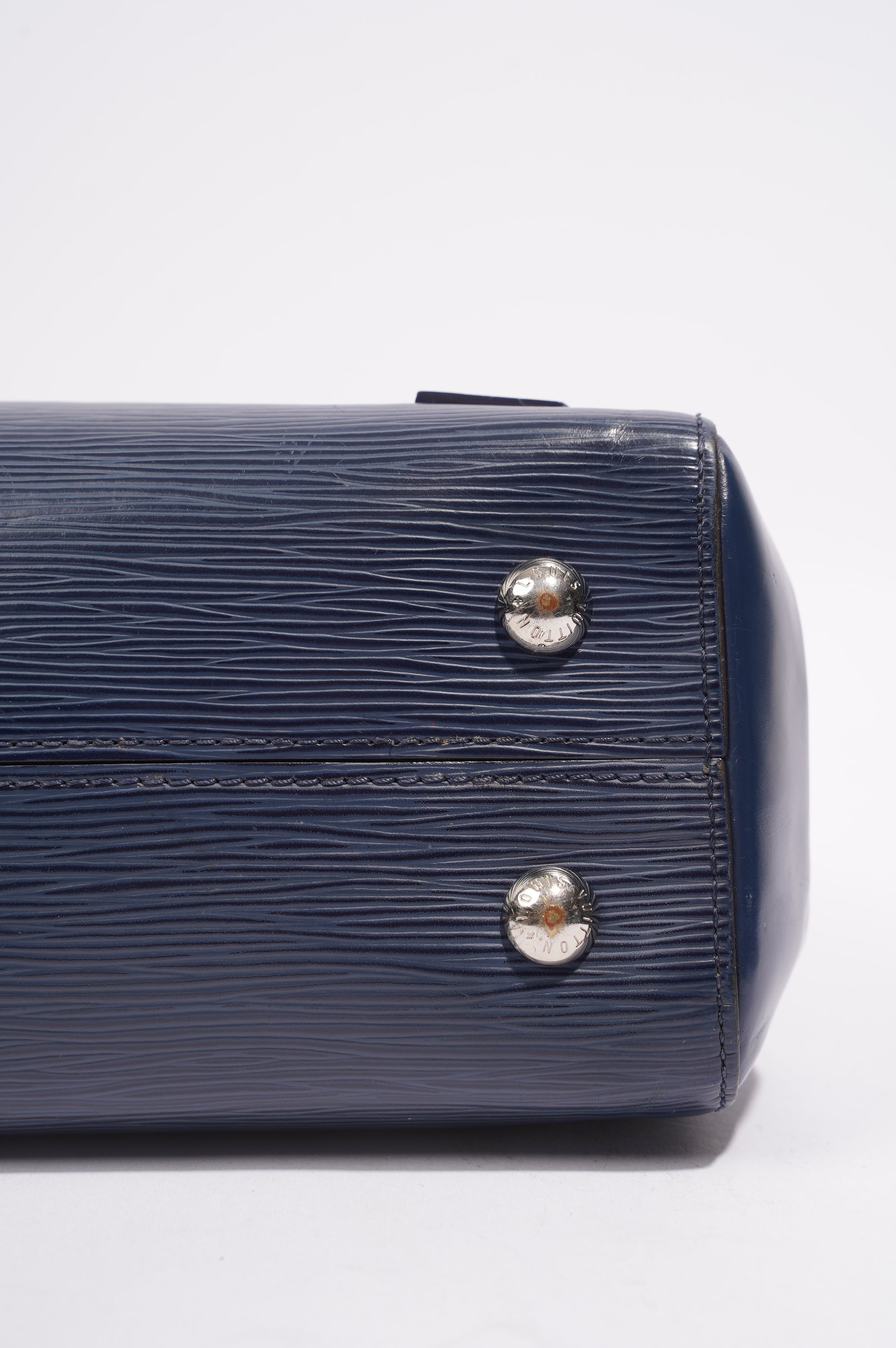Louis Vuitton Womens Cluny Bag Indigo Epi Leather MM