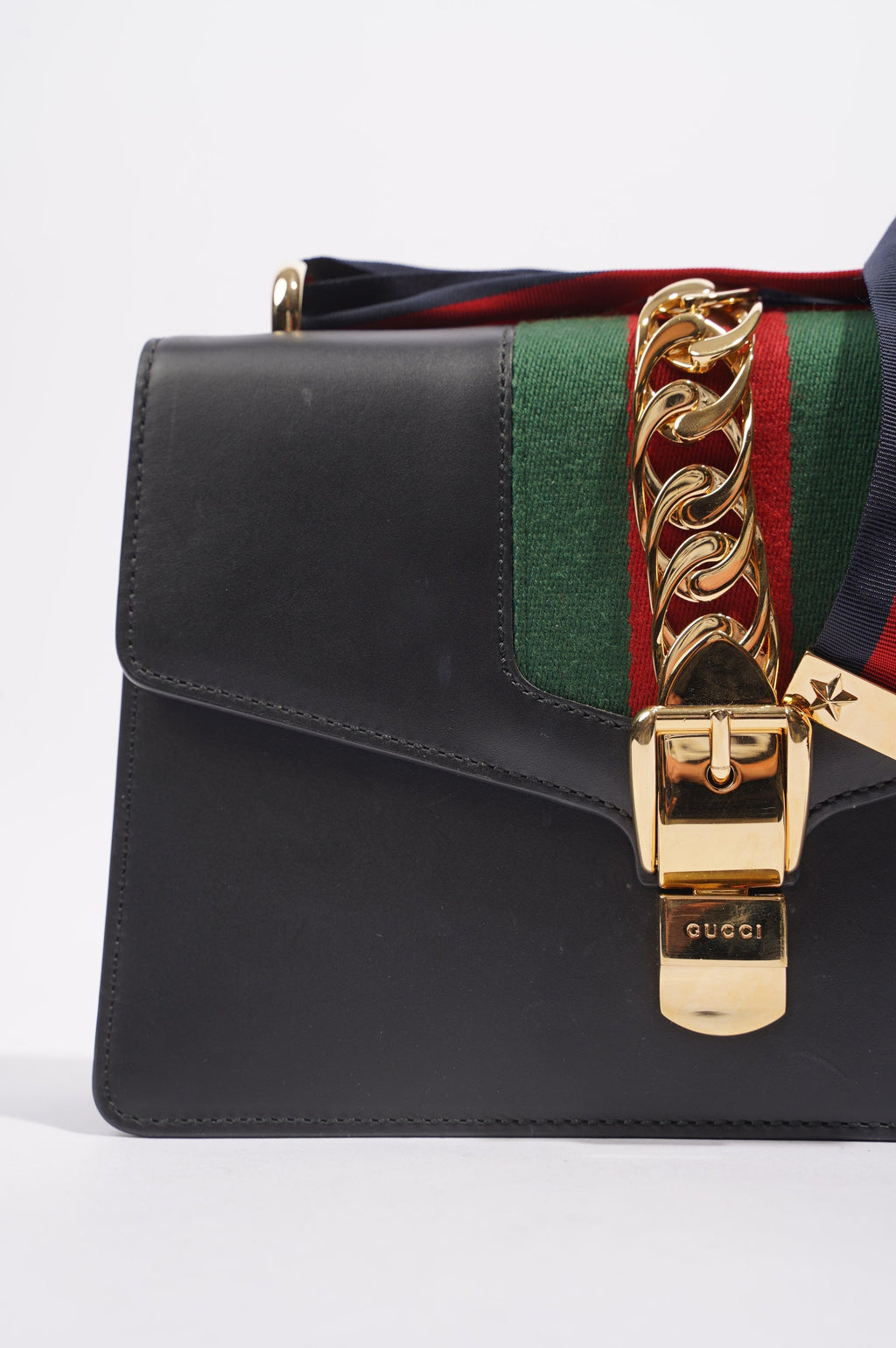 Gucci Womens Sylvie Black / Green / Red Medium