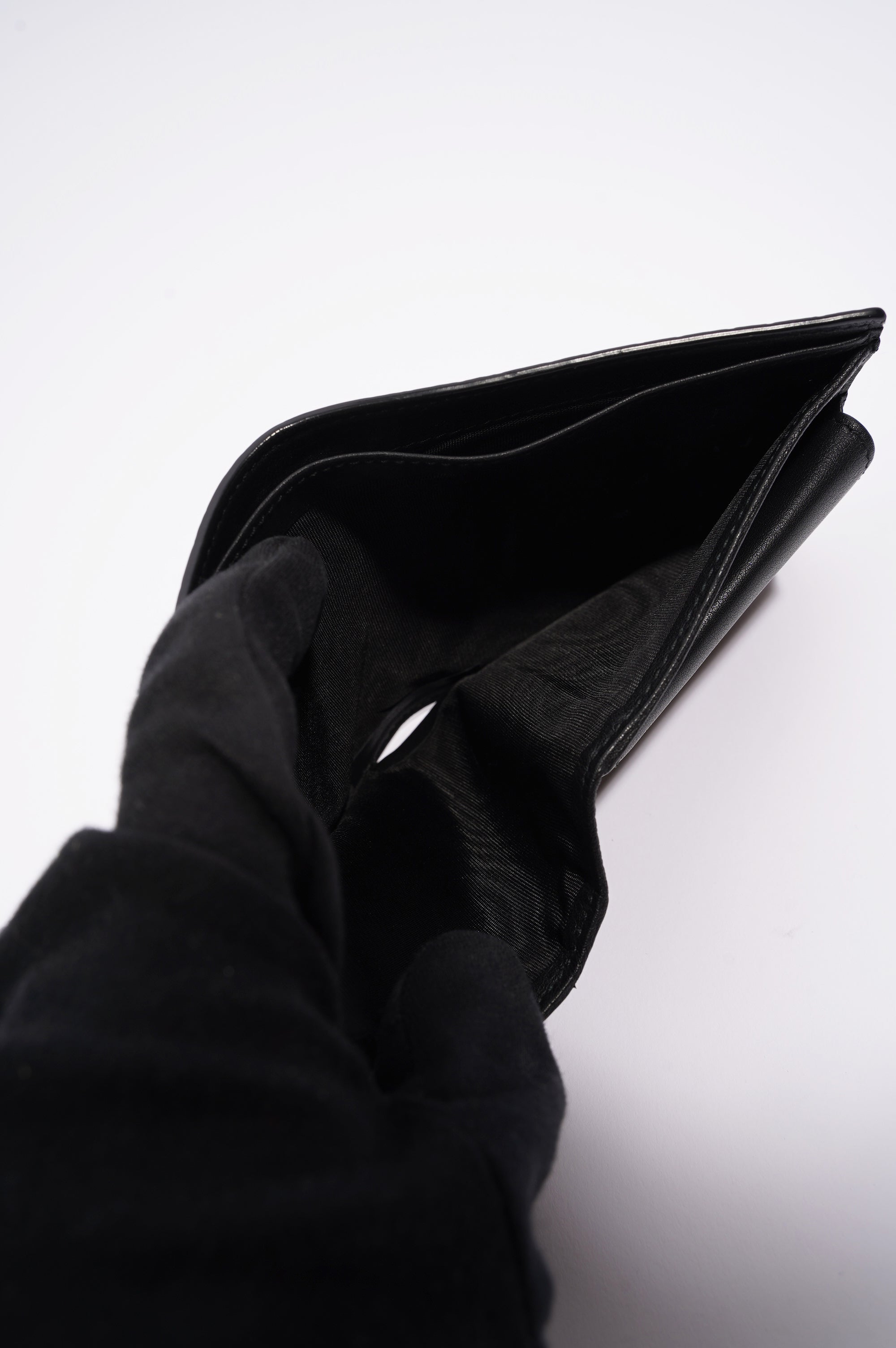 Gucci Mens Guccissima Bi-Fold Wallet Wallet Black / Navy Leather