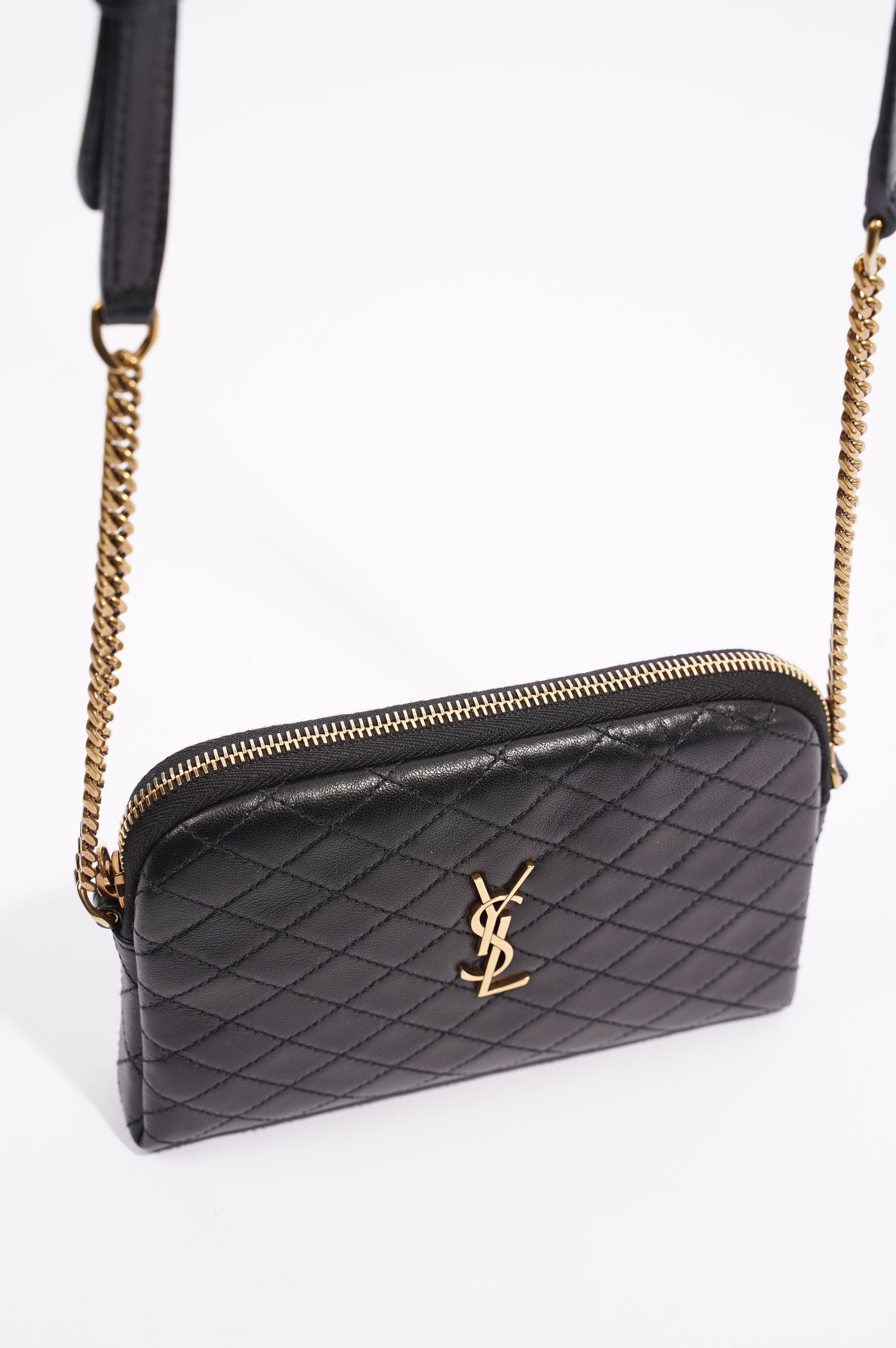 Saint Laurent Womens Gaby Zipped Pouch Black / Gold