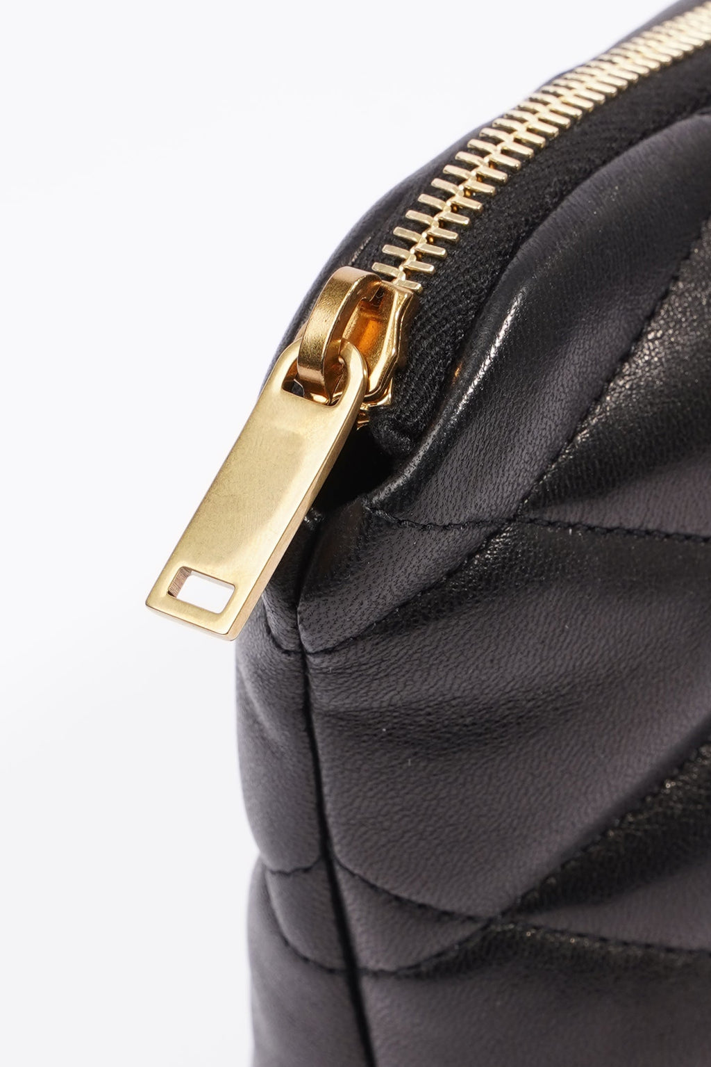 Saint Laurent Womens Sade Pouch Black Leather