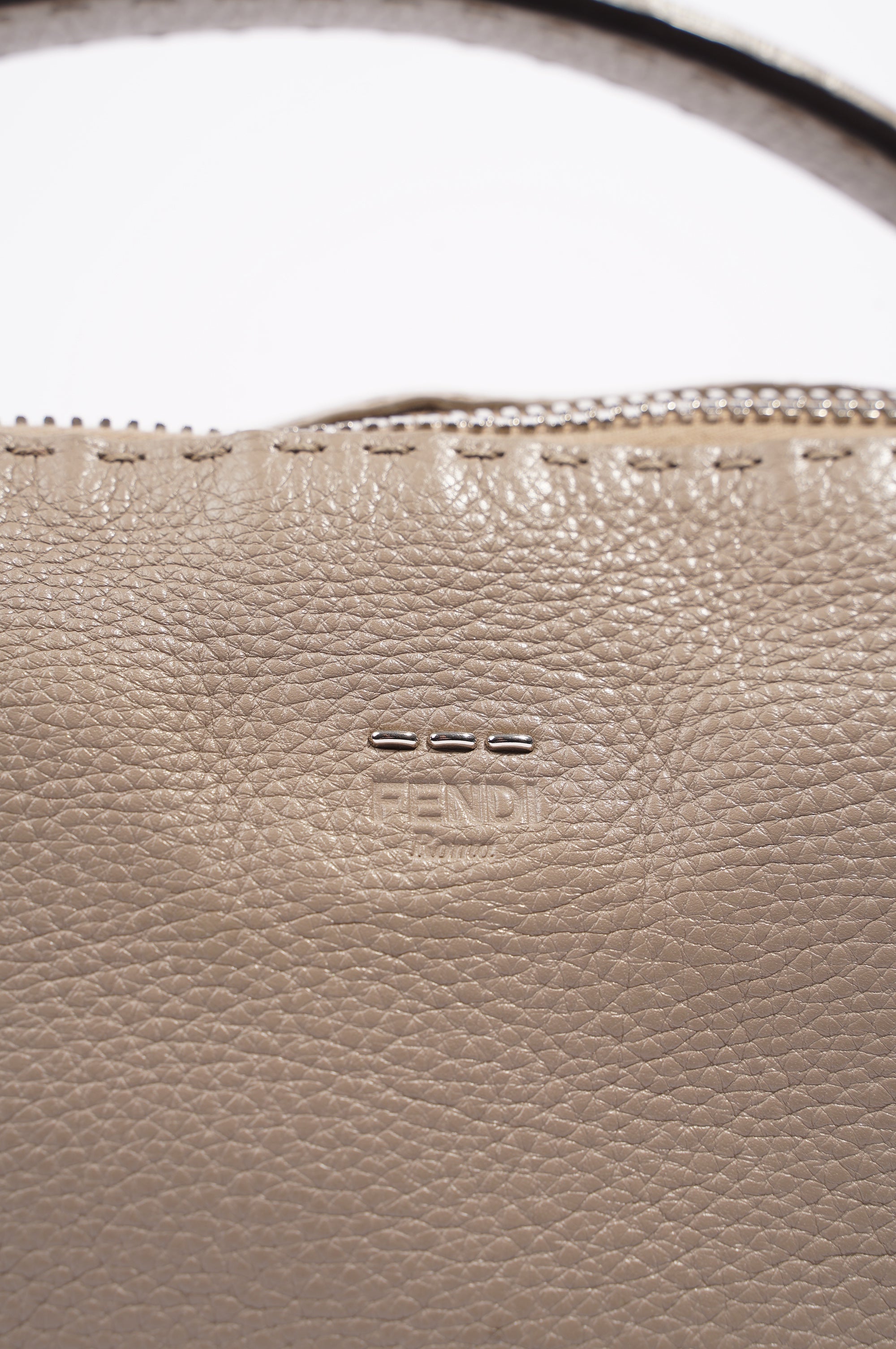 Fendi Womens Celeria Ray Handbag Beige