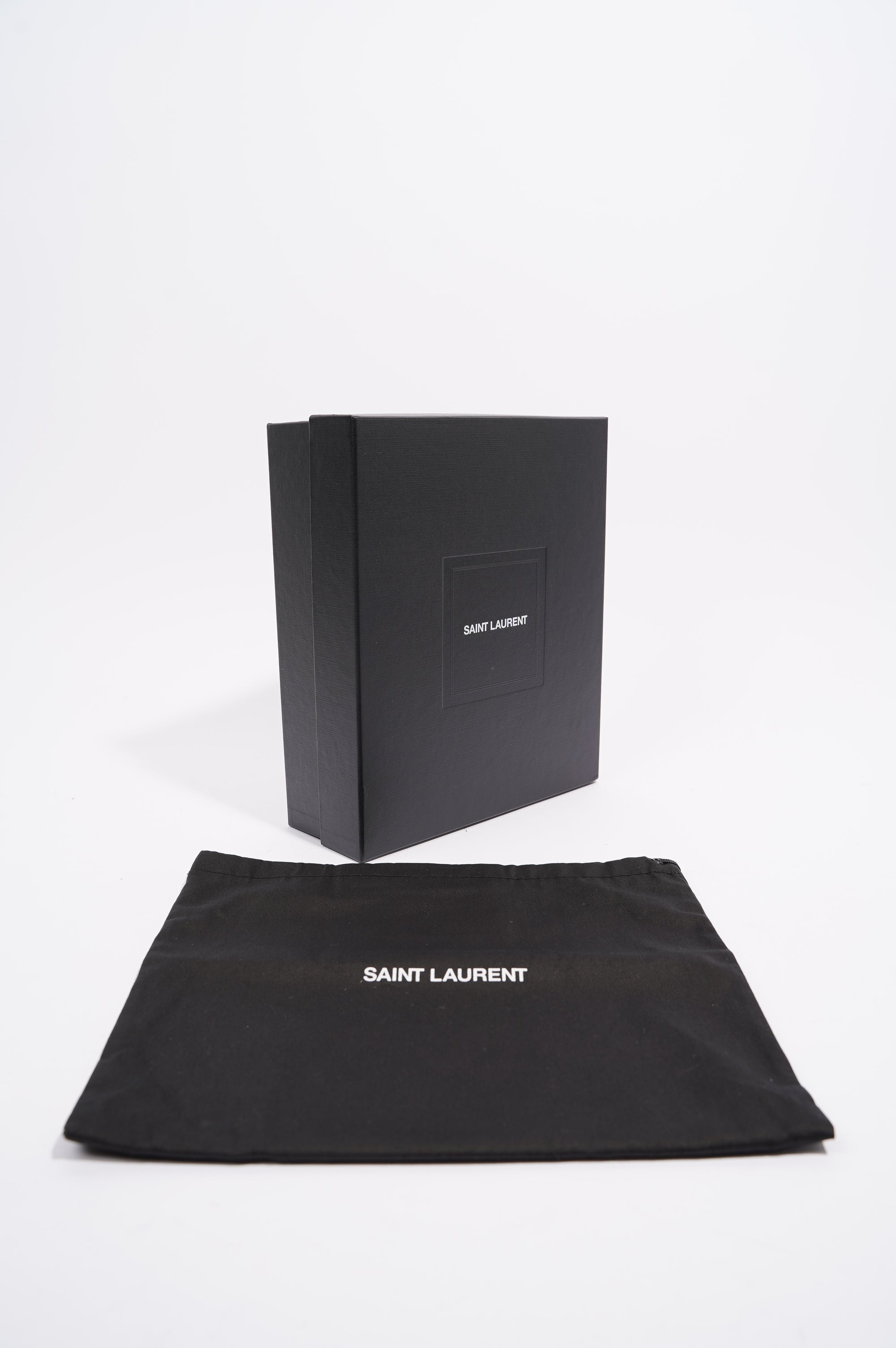 Saint Laurent Womens Gaby Zipped Pouch Black / Gold