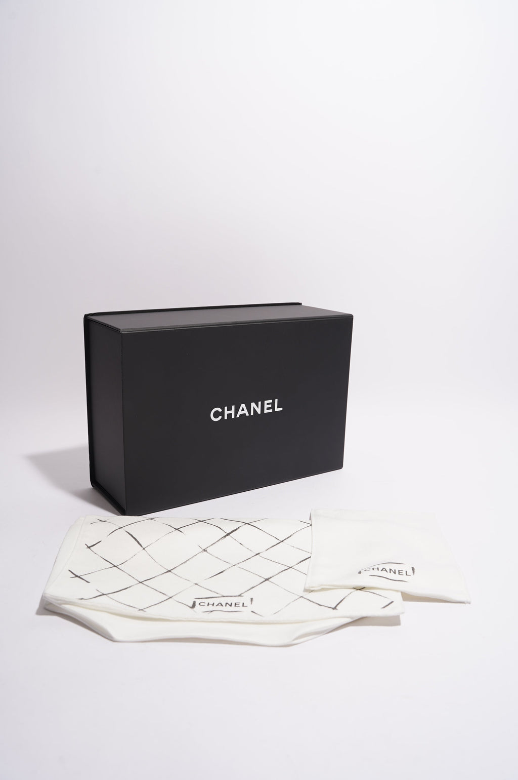 Chanel Womens Lambskin Square Flap Black Leather Mini