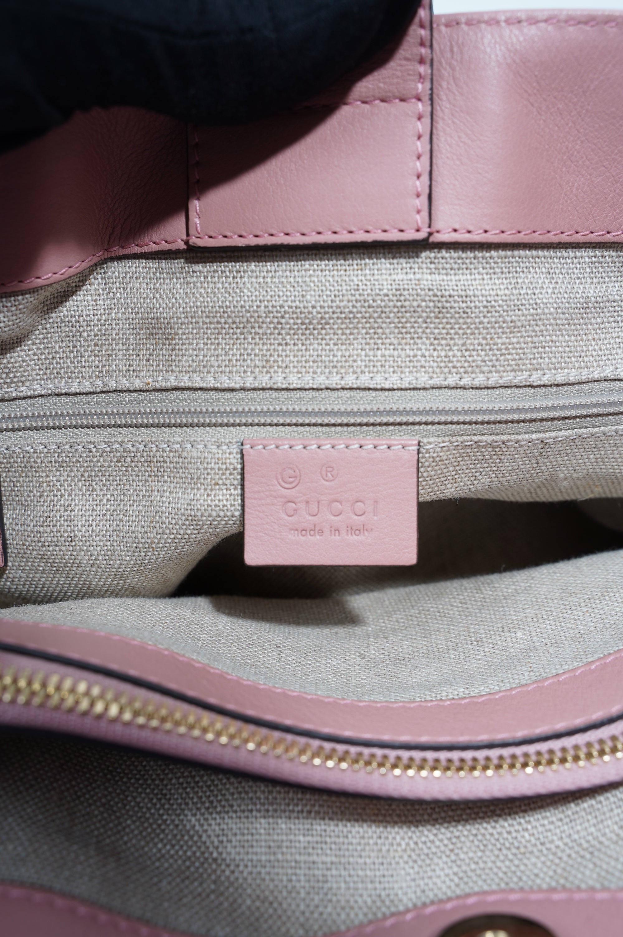 Gucci Womens Microguccissima Tote Bag Medium