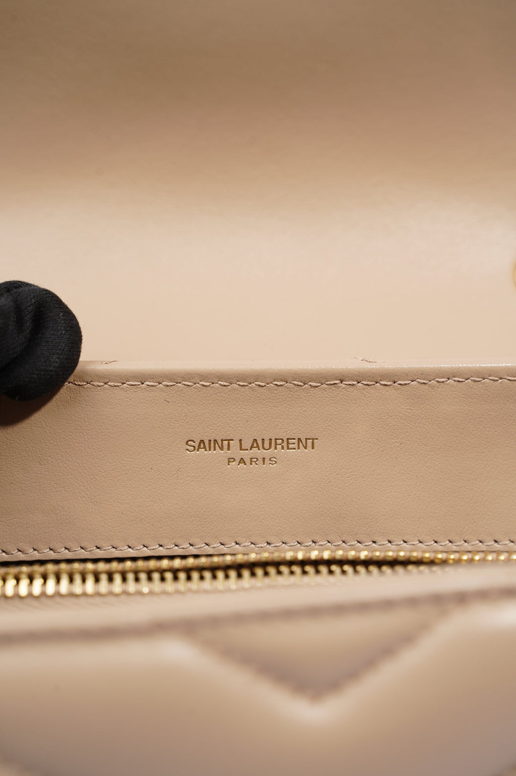 Saint Laurent Womens Lou Lou Nude Small