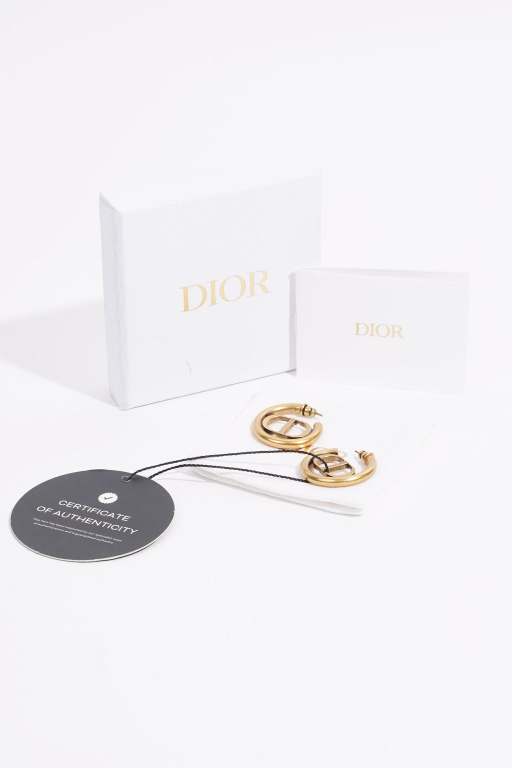 Christian Dior Womens 30 Montaigne Hoops Gold Finish / Base Metal