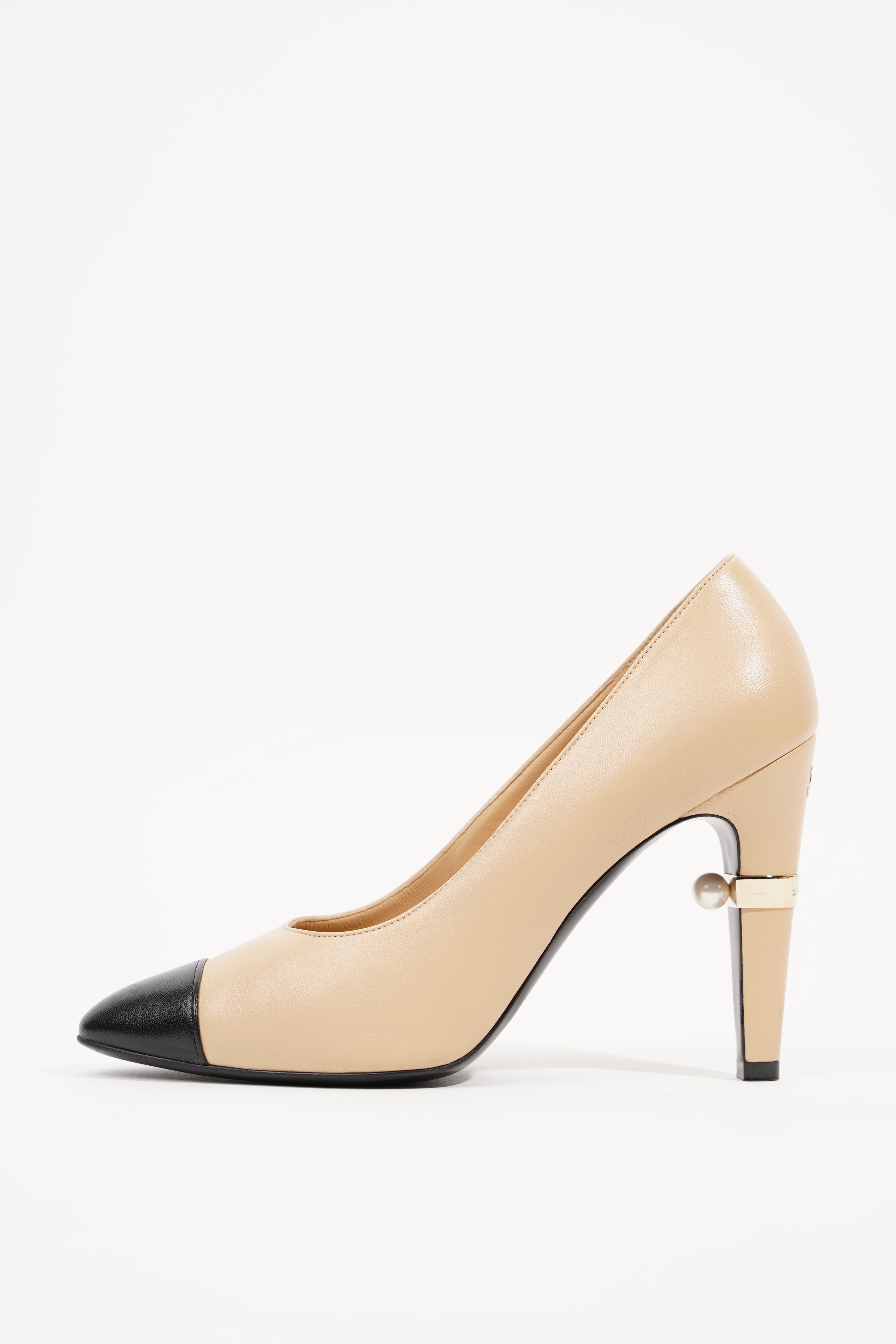 Chanel Womens Pearl Heel EU 39 / UK 6