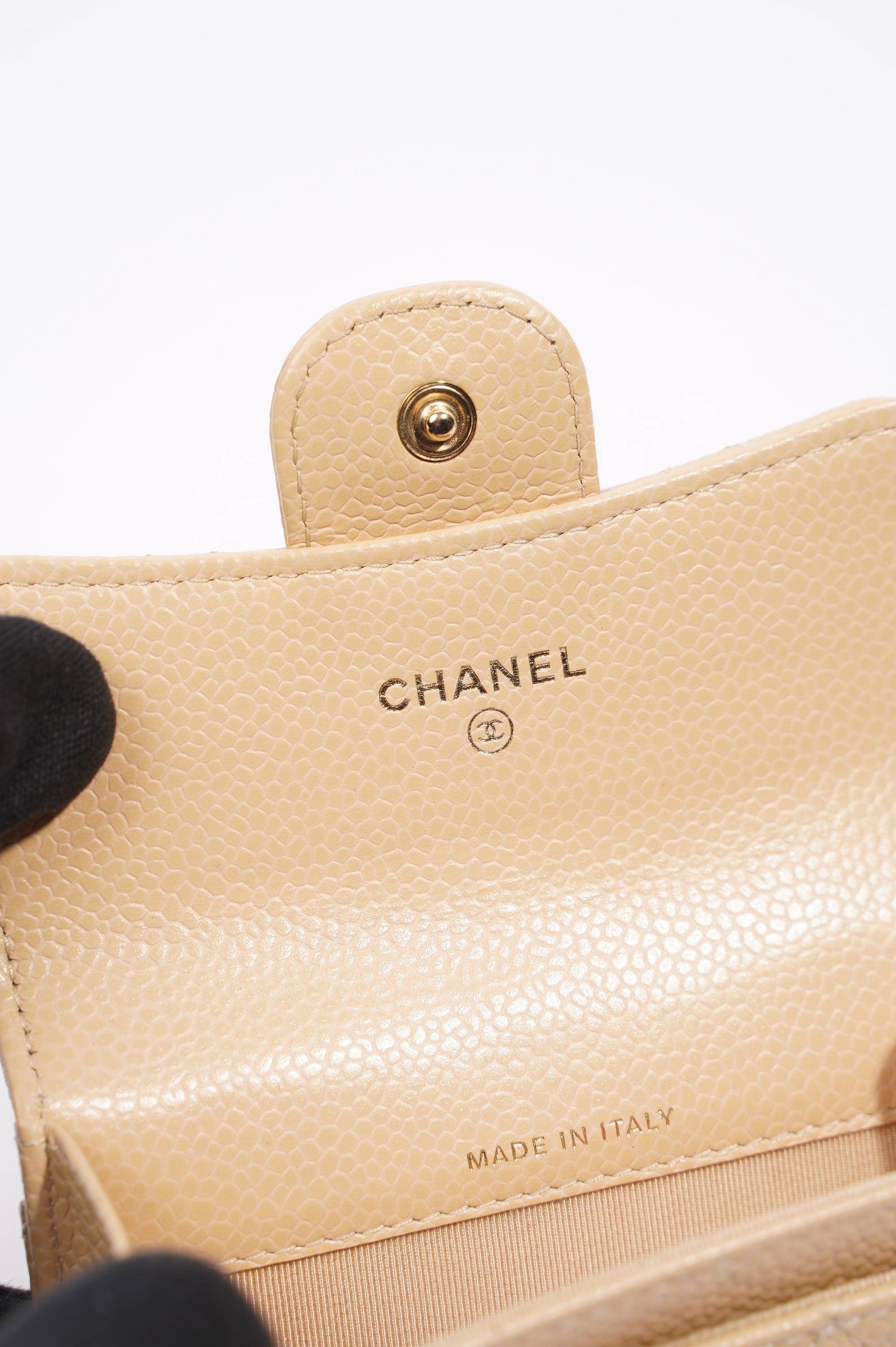 Chanel Womens Card Holder Beige Caviar