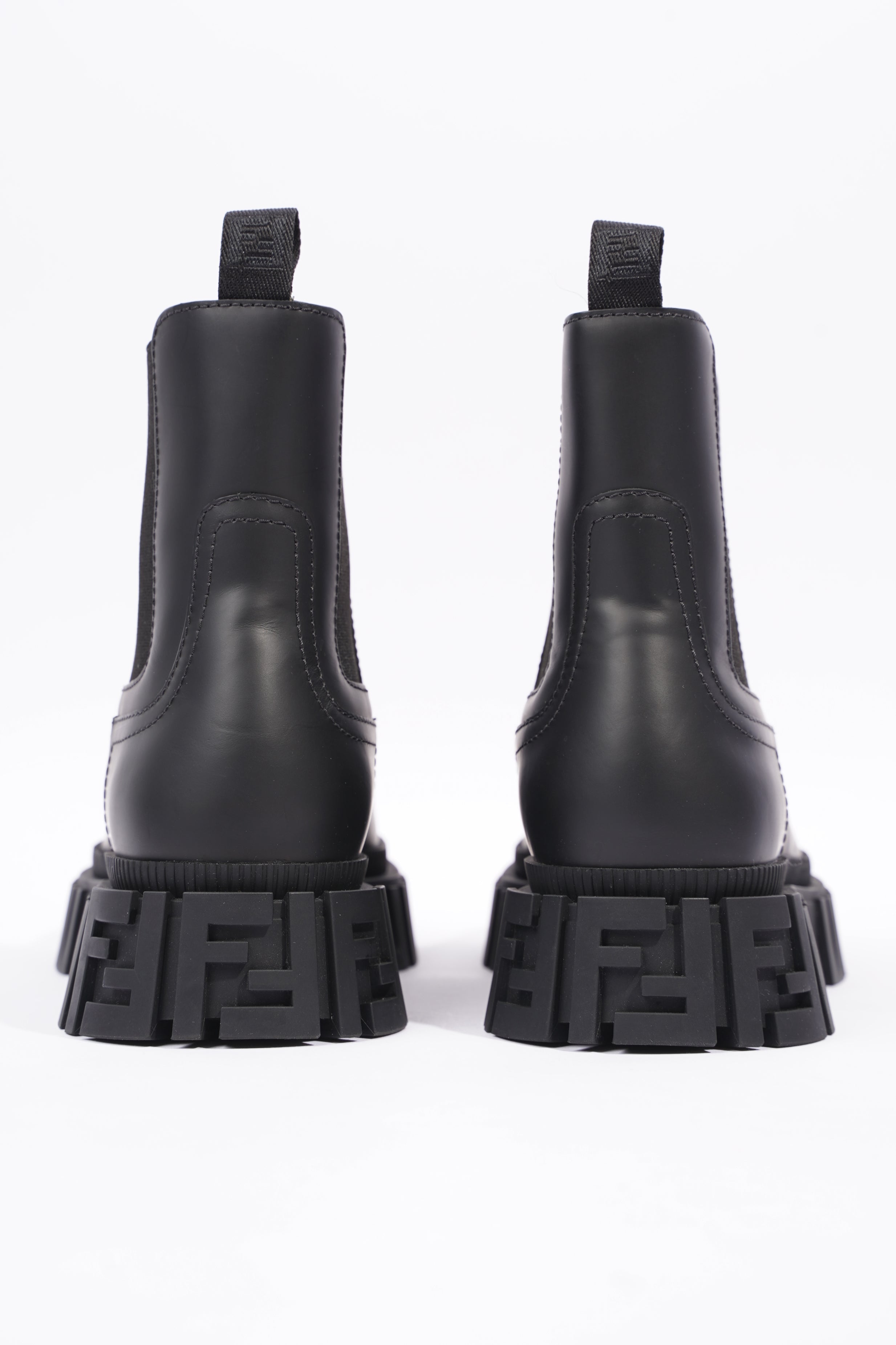 Fendi Mens Leather Chelsea Boot Black EU 41 / UK 7