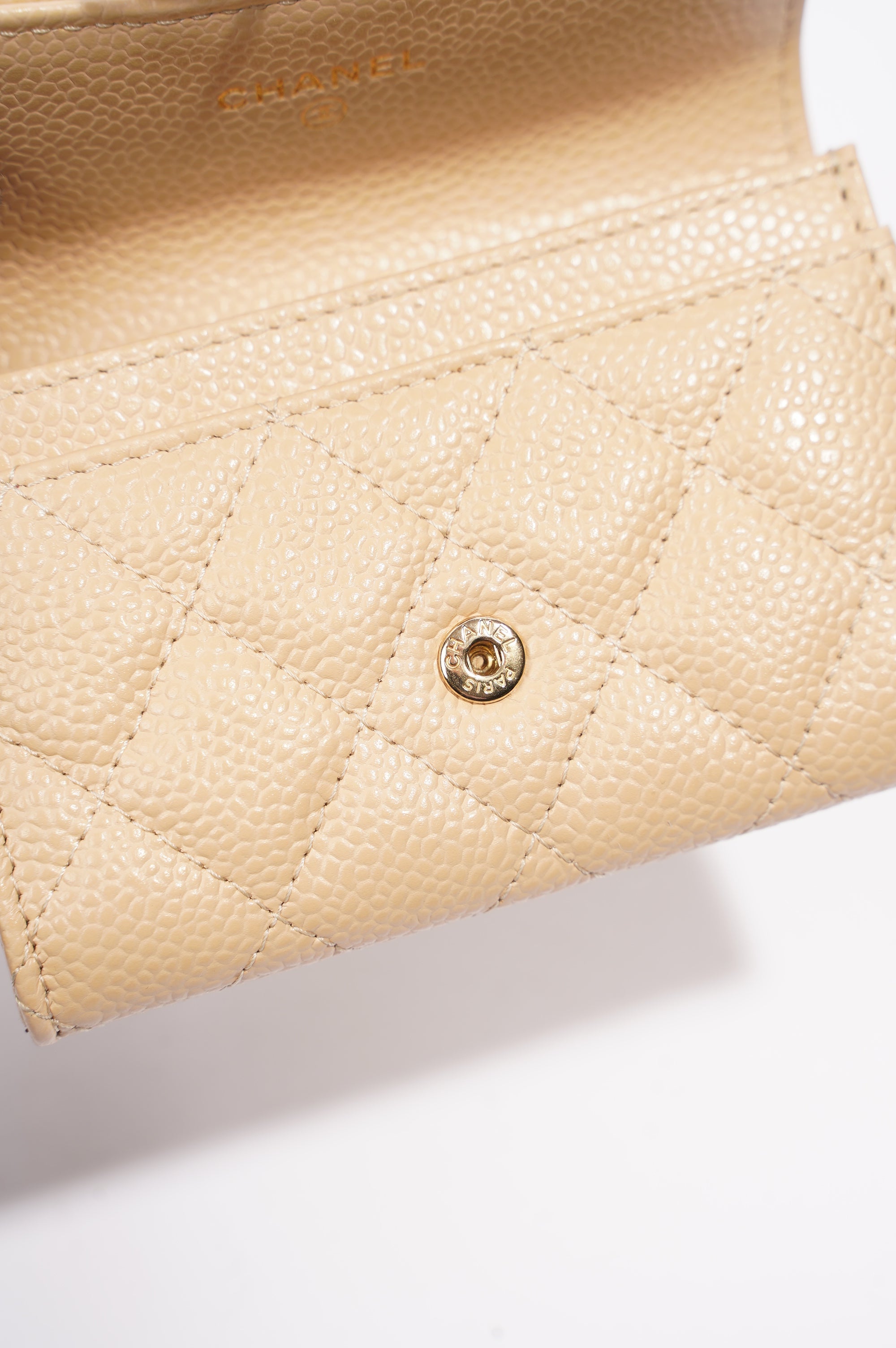 Chanel Womens Card Holder Beige Caviar