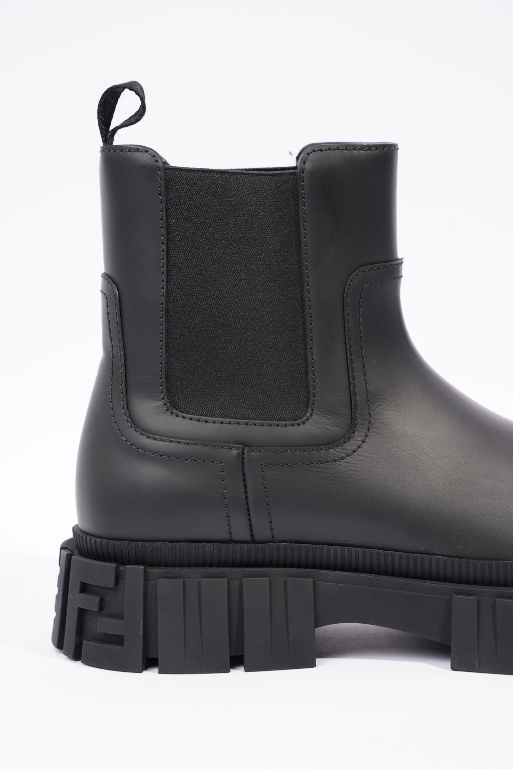 Fendi Mens Leather Chelsea Boot Black EU 41 / UK 7