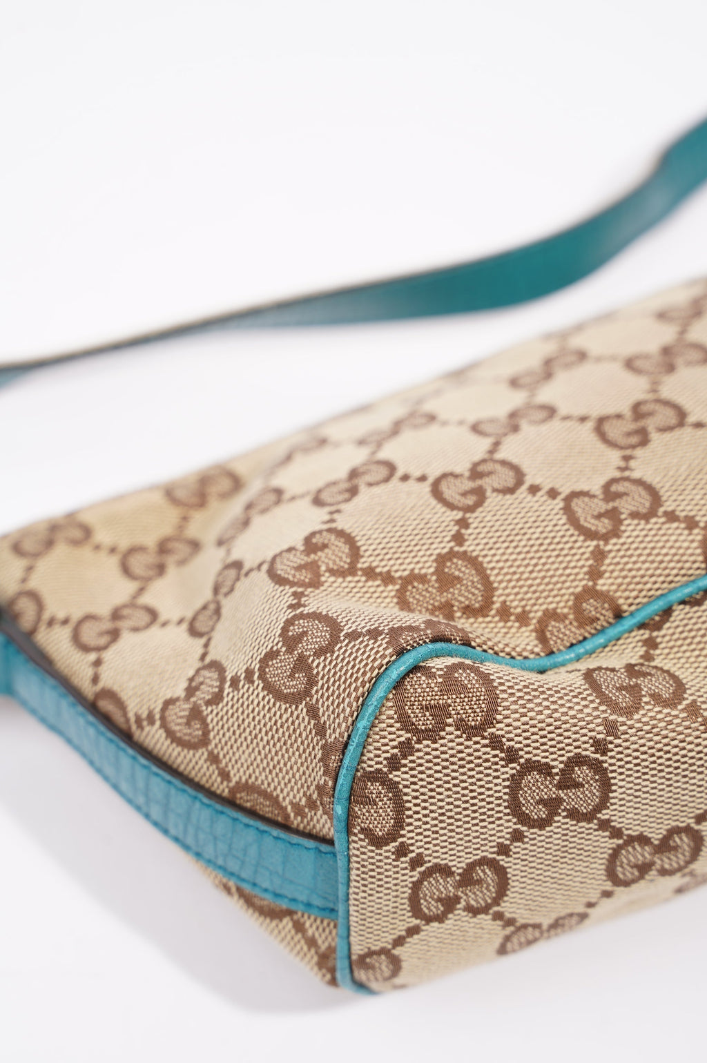 Gucci Womens Boat Pochette Beige / Blue