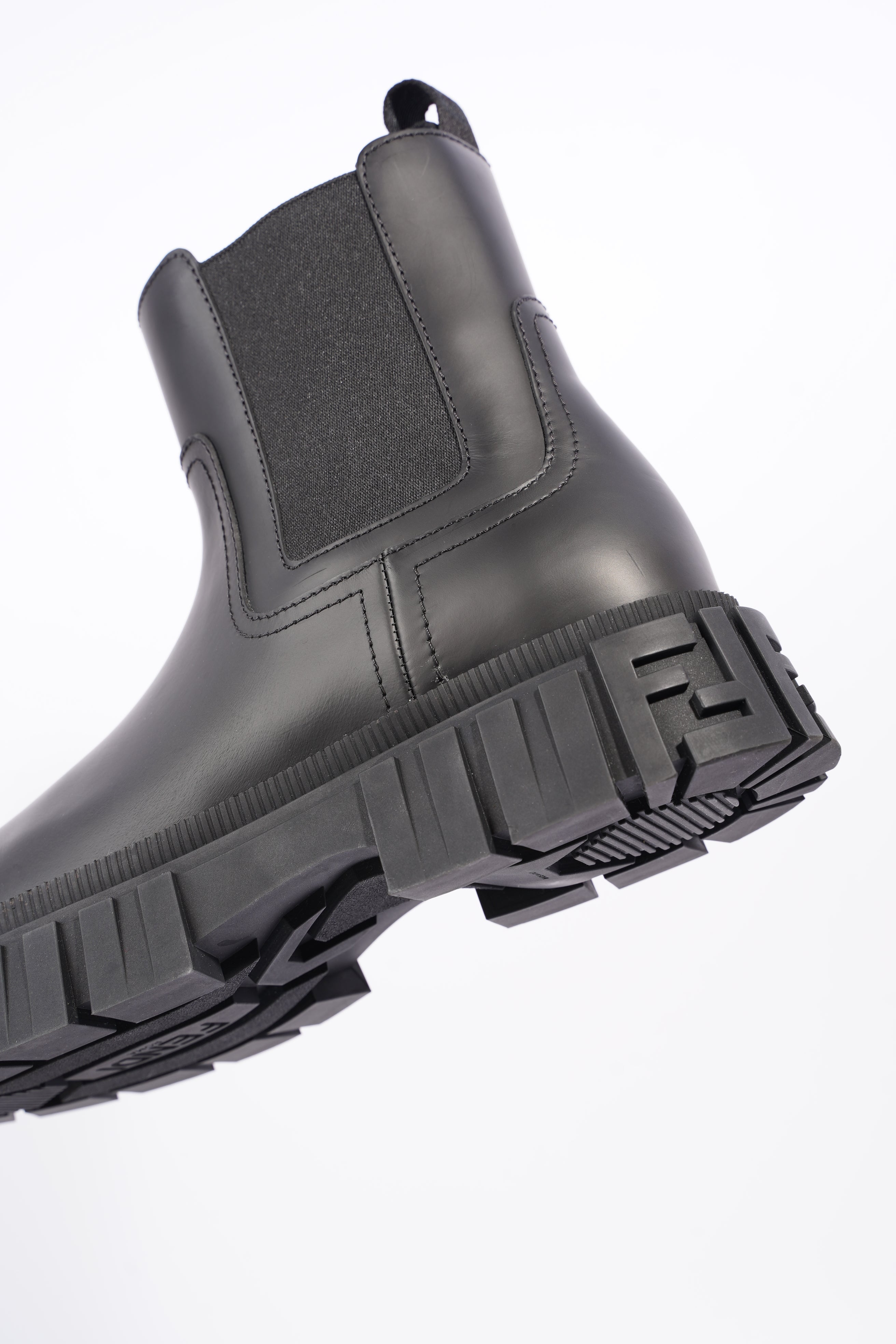 Fendi Mens Leather Chelsea Boot Black EU 41 / UK 7