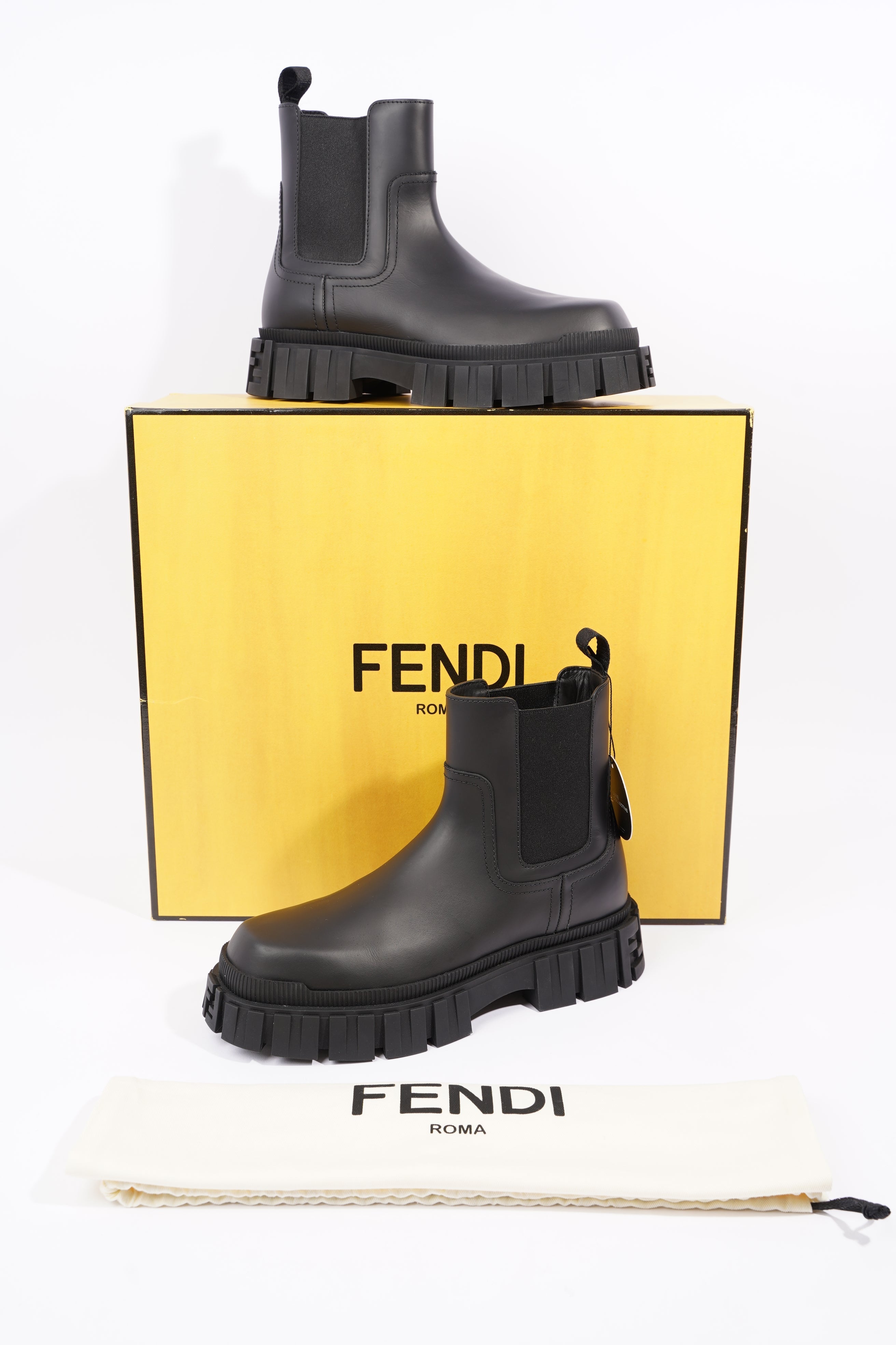 Fendi Mens Leather Chelsea Boot Black EU 41 / UK 7