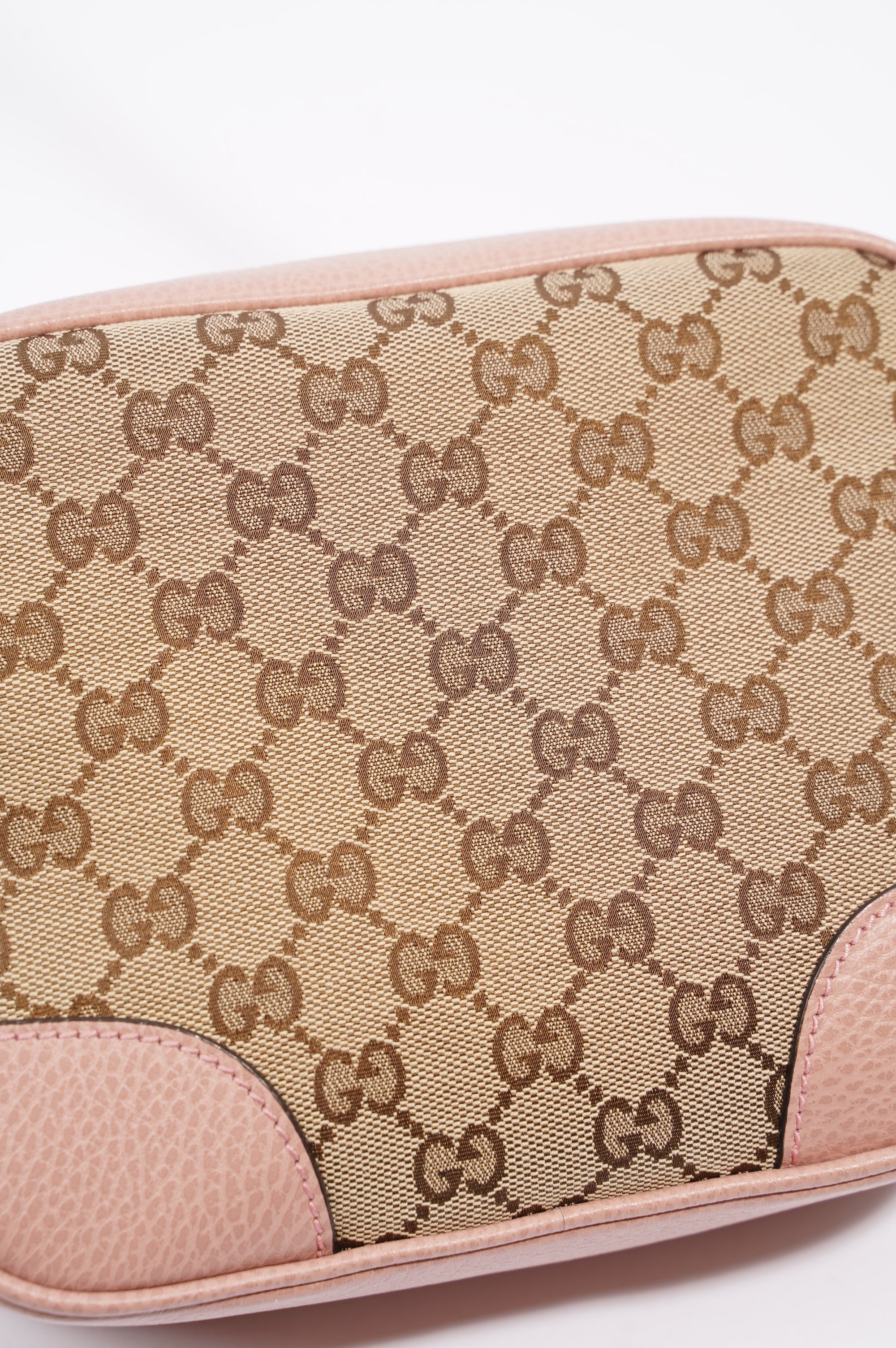 Gucci Womens Bree Supreme Pink Mini