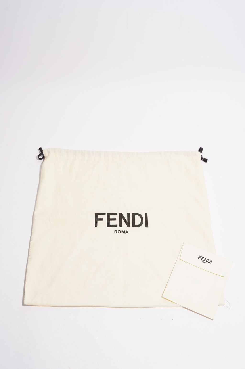 Fendi Womens Baguette Bag Beige / Brown