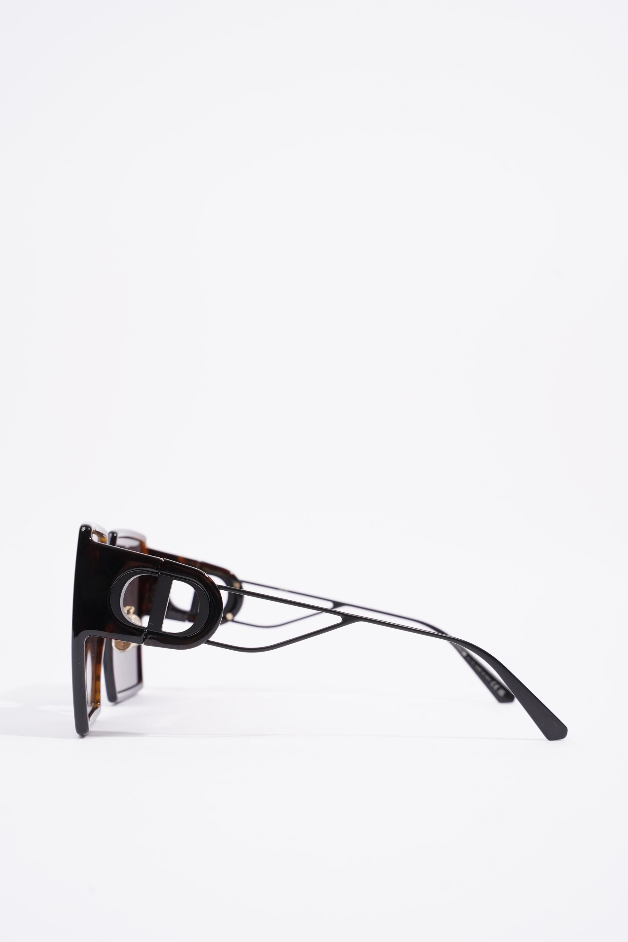 Christian Dior Womens 30 Montaigne Sunglasses Tortoise 130