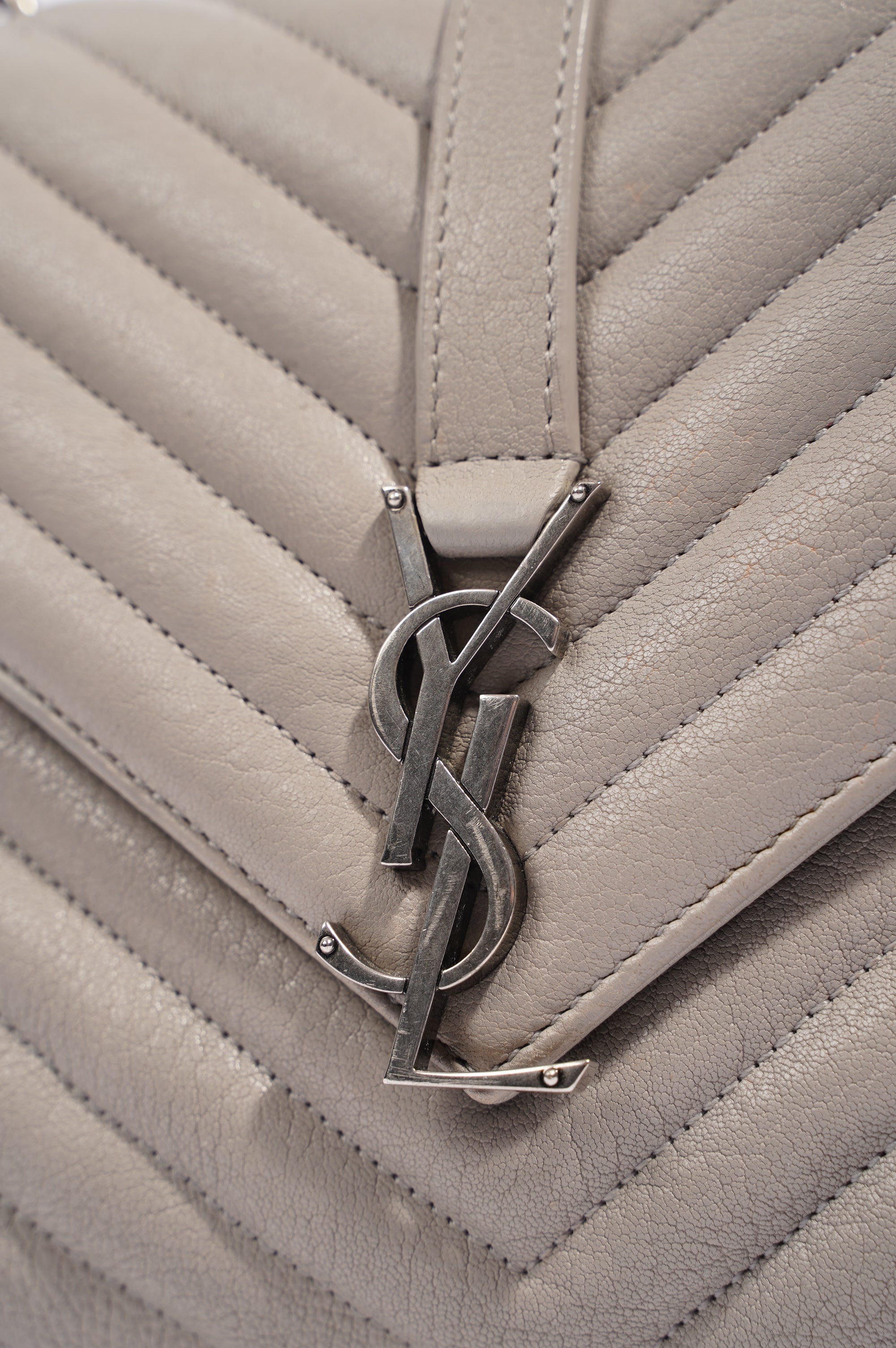 Saint Laurent Womens College Chain Bag Grey Medium