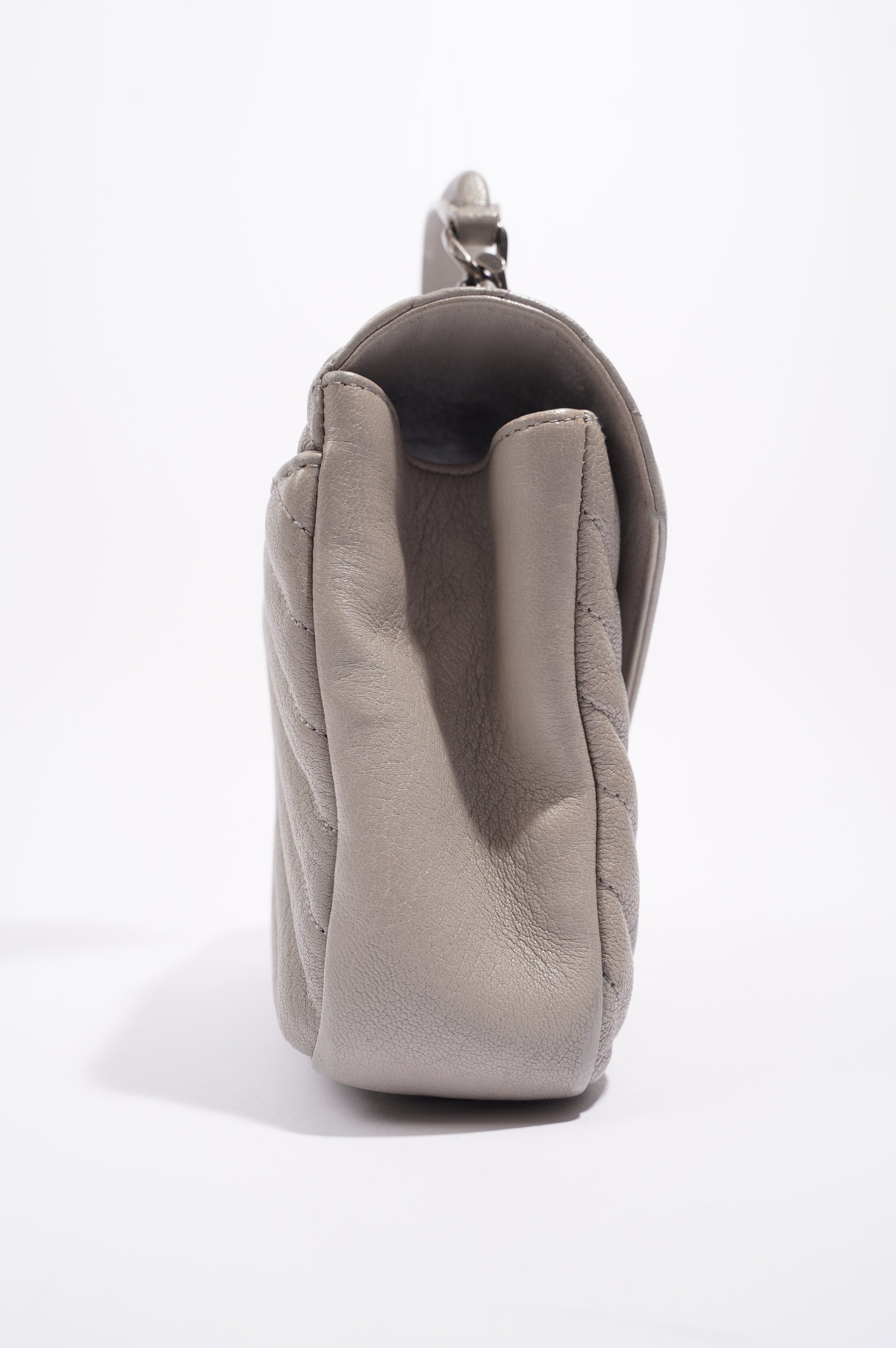 Saint Laurent Womens College Chain Bag Grey Medium