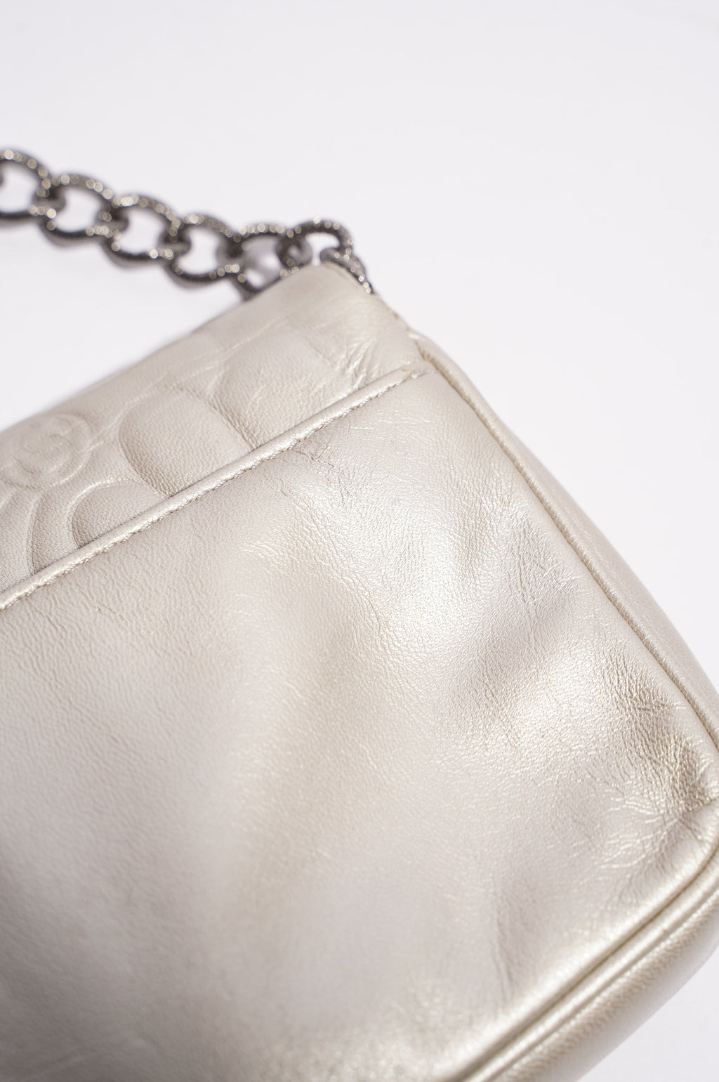 Chanel Womens Vintage Camellia Silver Lambskin