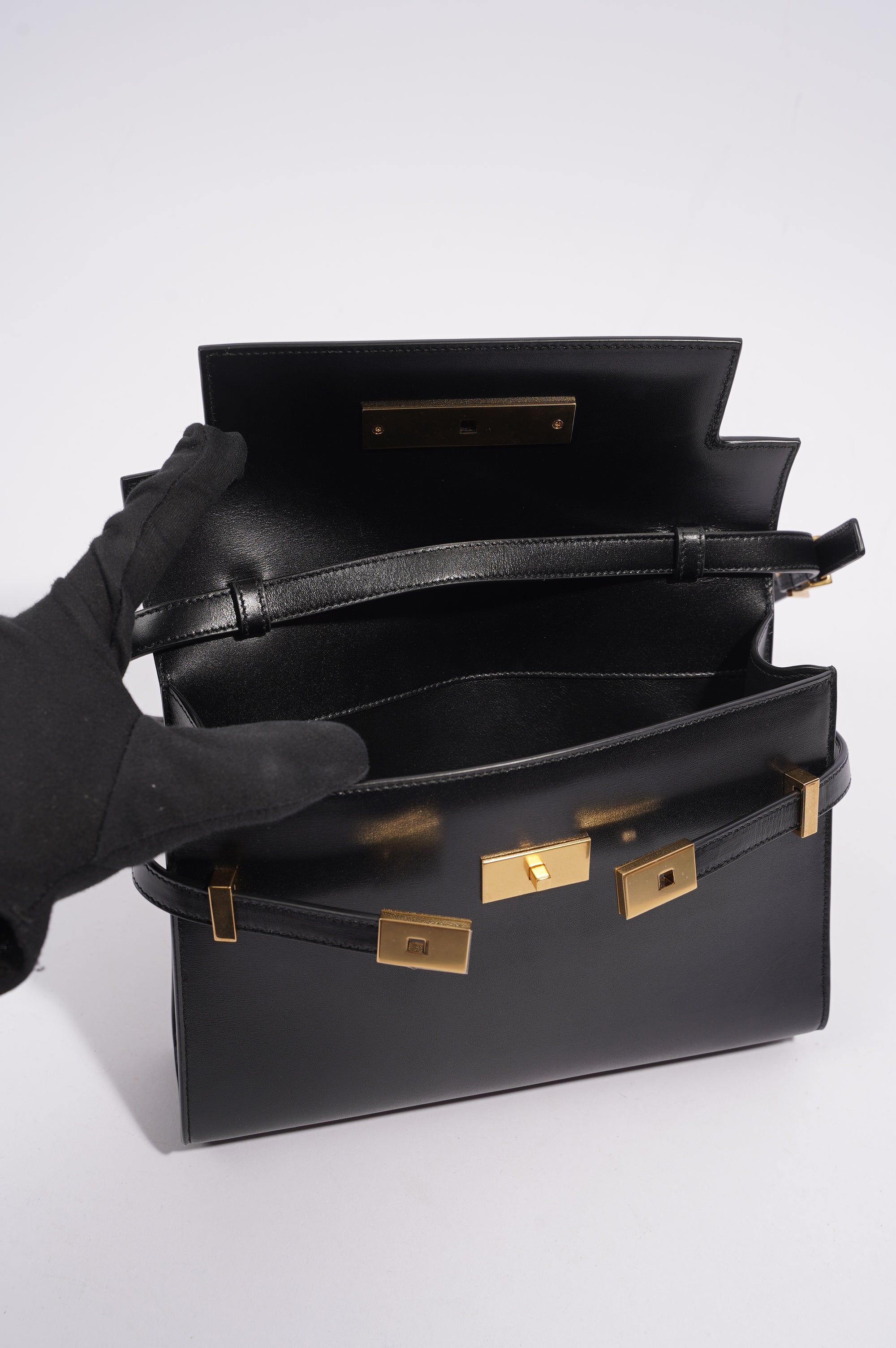 Saint Laurent Womens Manhattan Small Bag Black