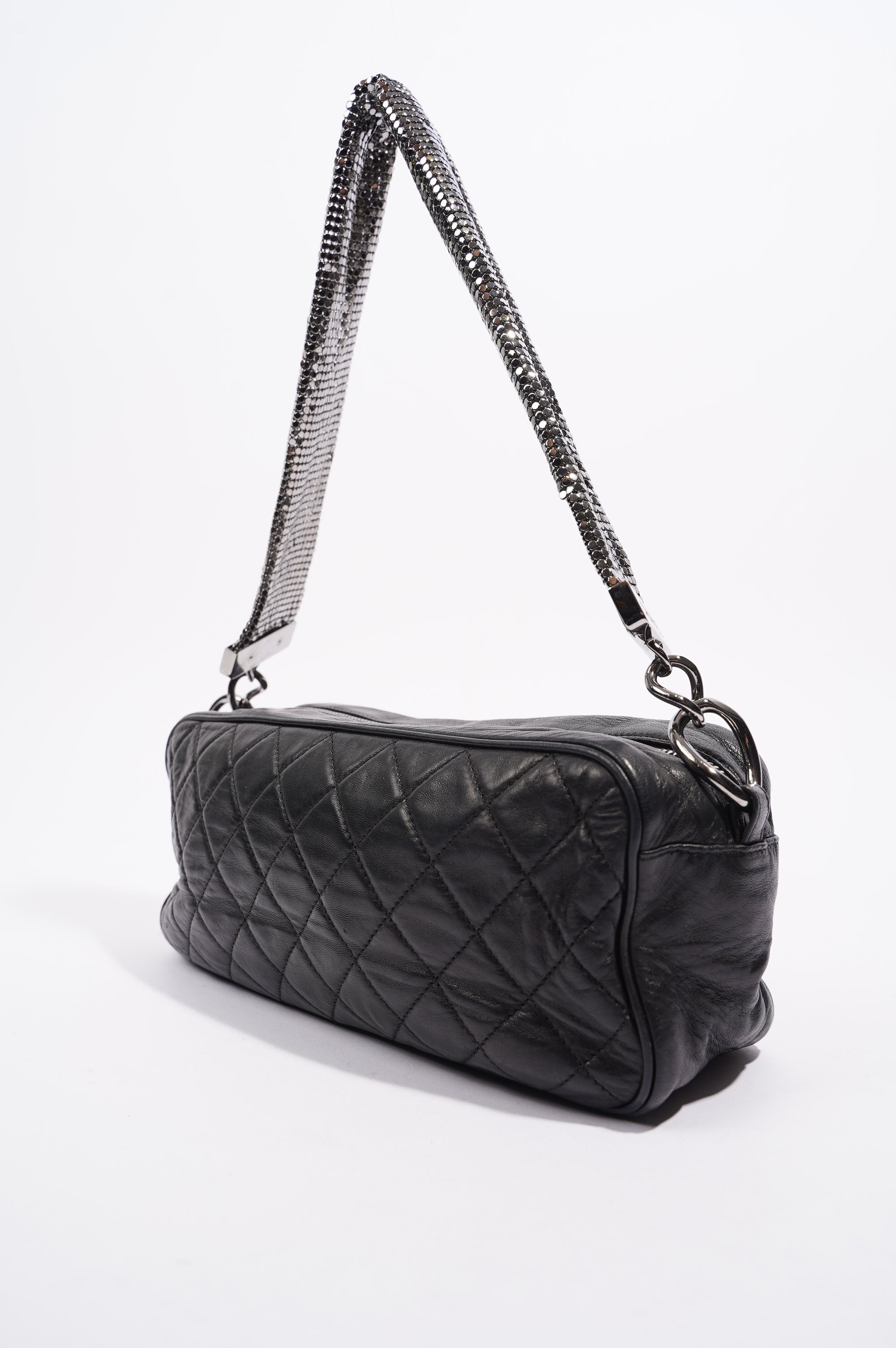 Chanel Womens Lambskin Quilted Leather Shoulder Bag Black