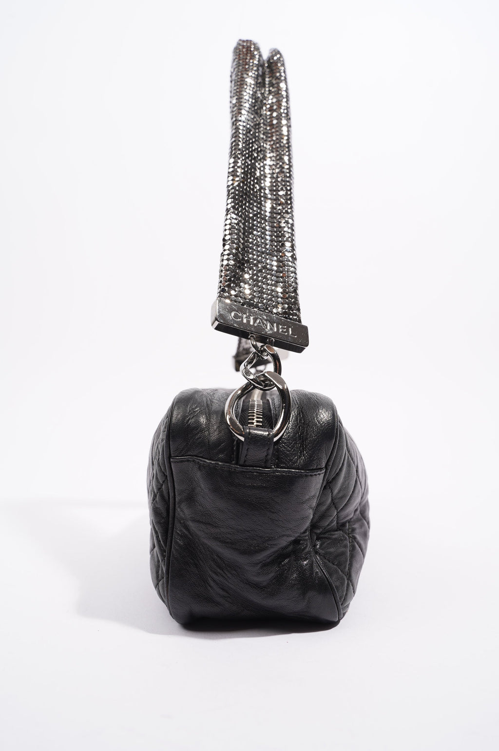 Chanel Womens Lambskin Quilted Leather Shoulder Bag Black