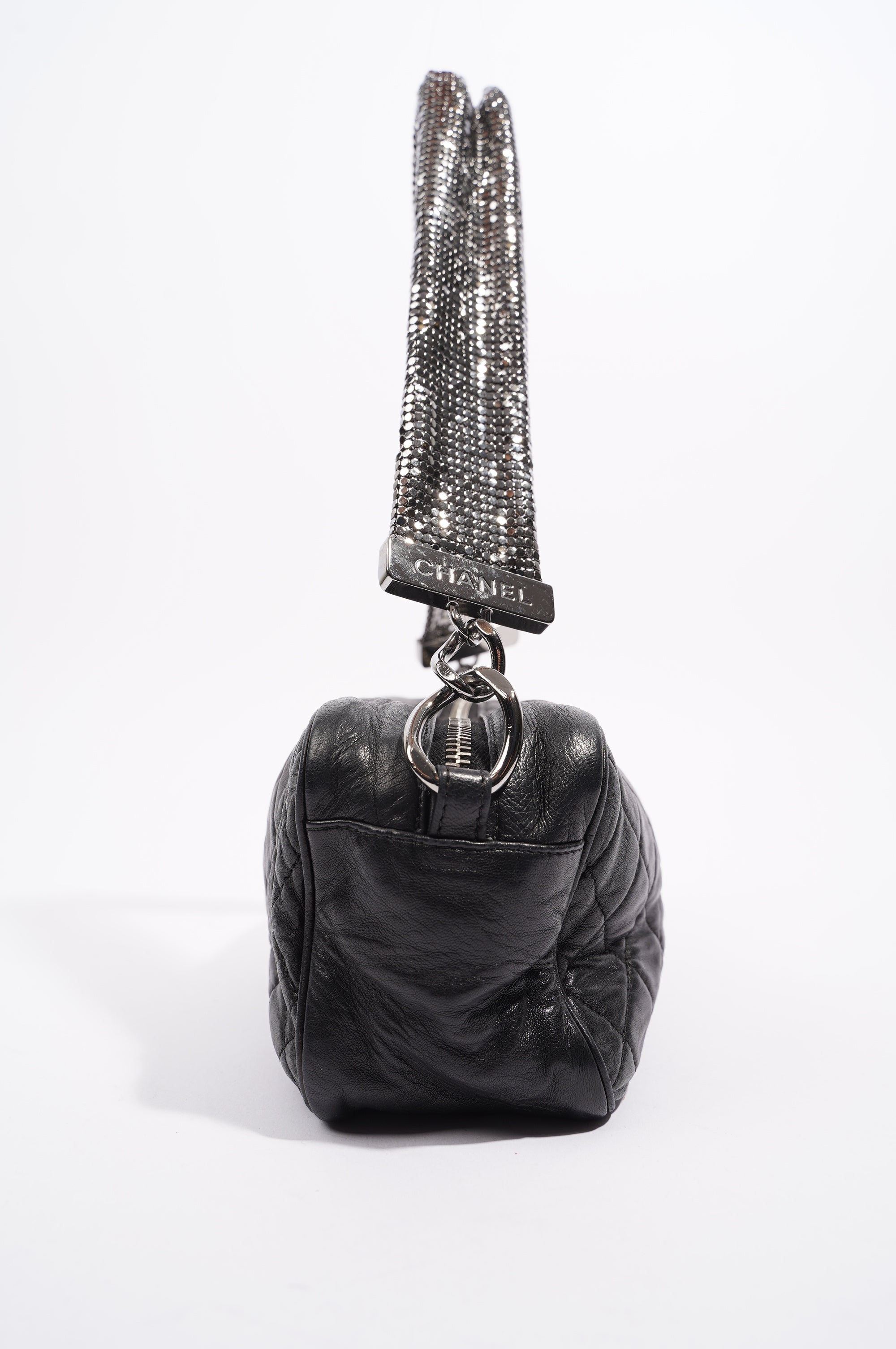 Chanel Womens Lambskin Quilted Leather Shoulder Bag Black