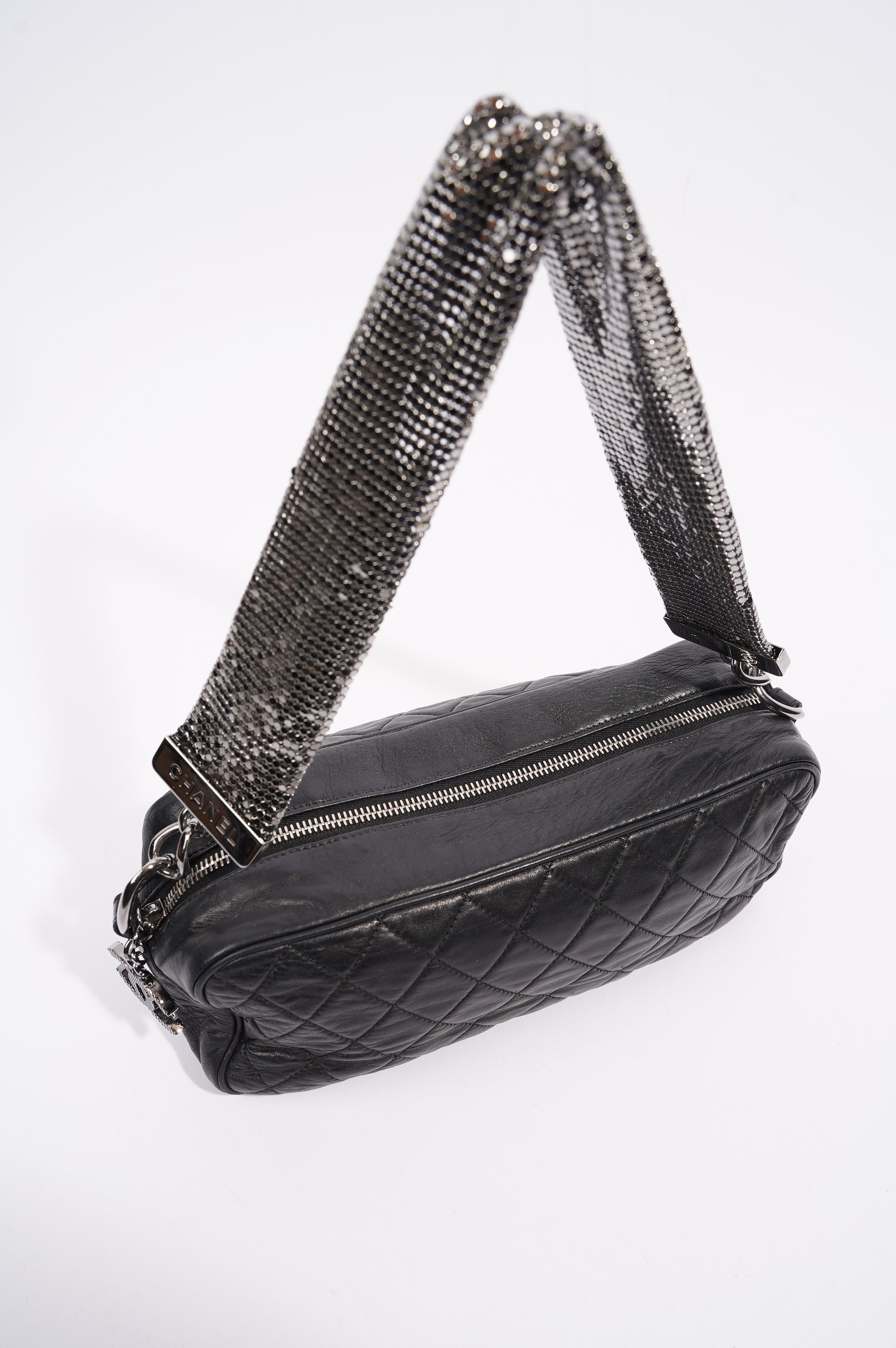 Chanel Womens Lambskin Quilted Leather Shoulder Bag Black