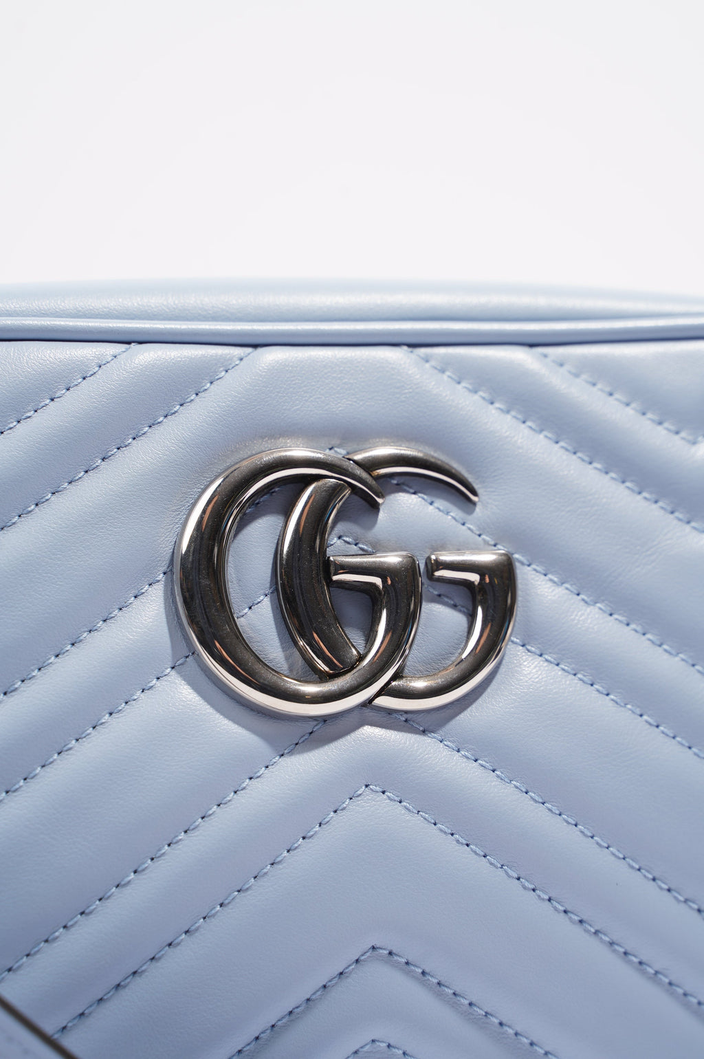 Gucci Womens Marmont Zip Baby Blue Matelasse Small