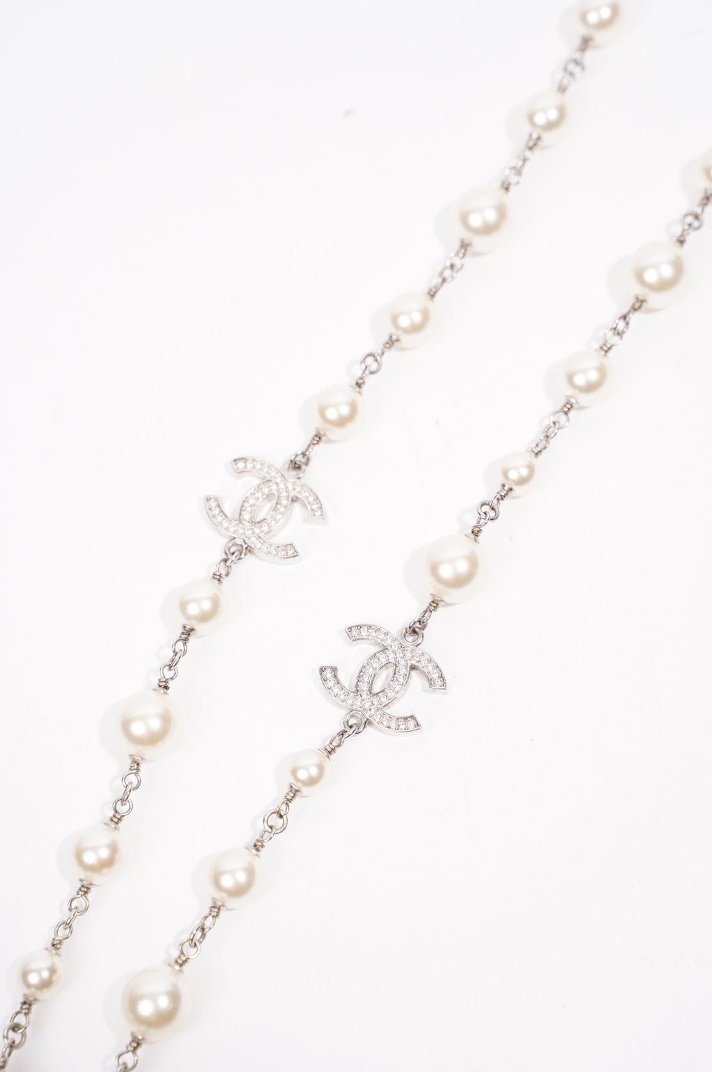 Chanel Womens Long Pearl Necklace Silver Finish / Pearls