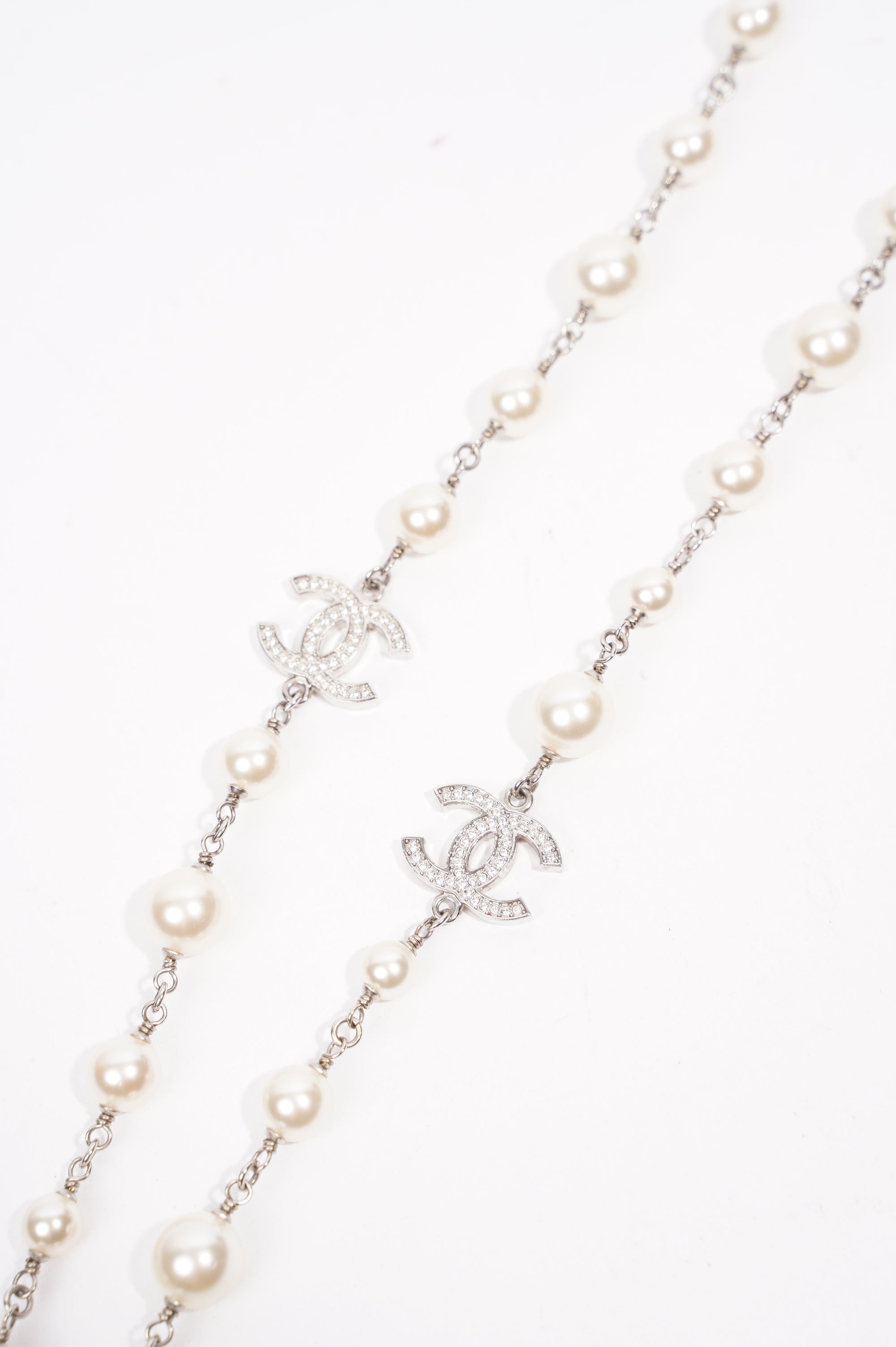 Chanel Womens Long Pearl Necklace Silver Finish / Pearls