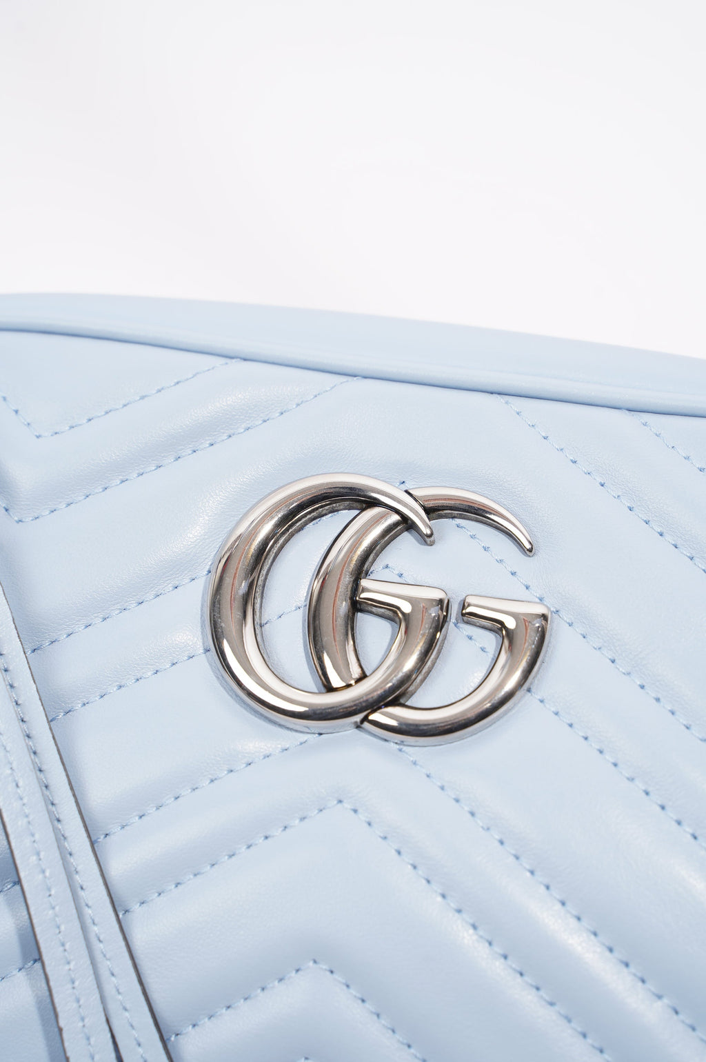 Gucci Womens Marmont Zip Baby Blue Matelasse Small