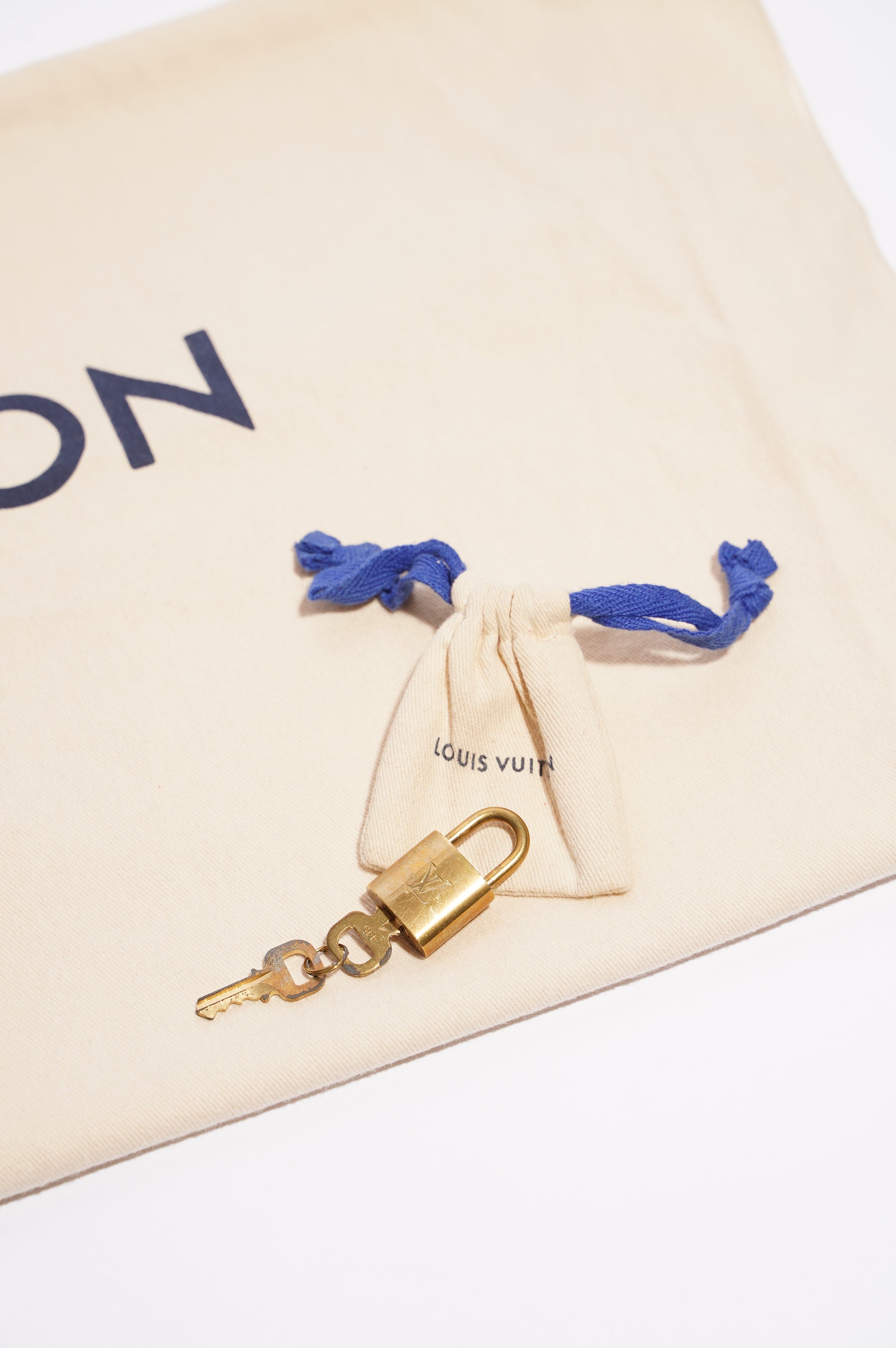 Louis Vuitton Womens Keepall Bandouliere Monogram 55